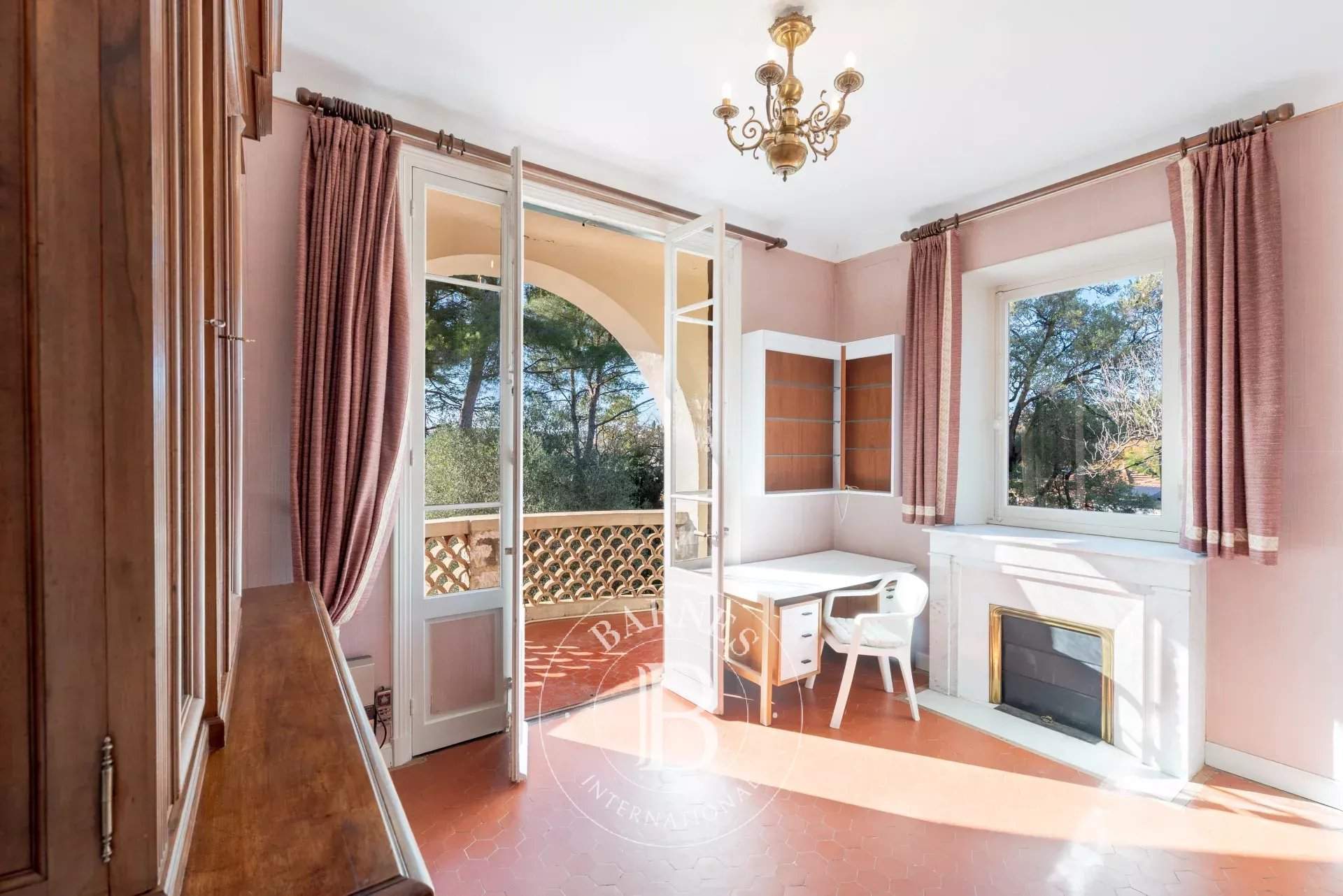 Saint-Paul-de-Vence  - Villa 8 Pi&egrave;ces 4 Chambres - picture 10