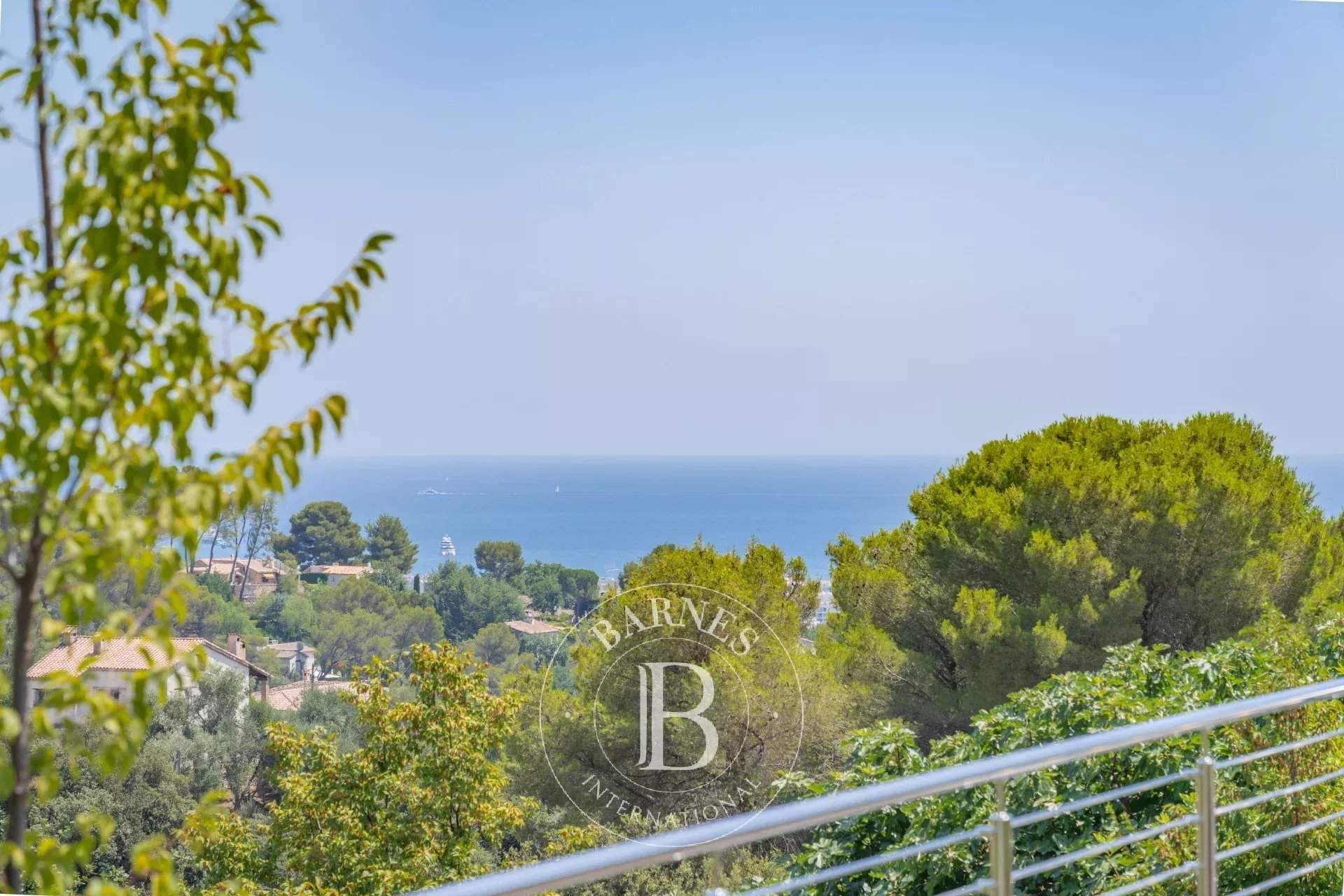 Cagnes-sur-Mer  - Villa 7 Pi&egrave;ces 5 Chambres - picture 16