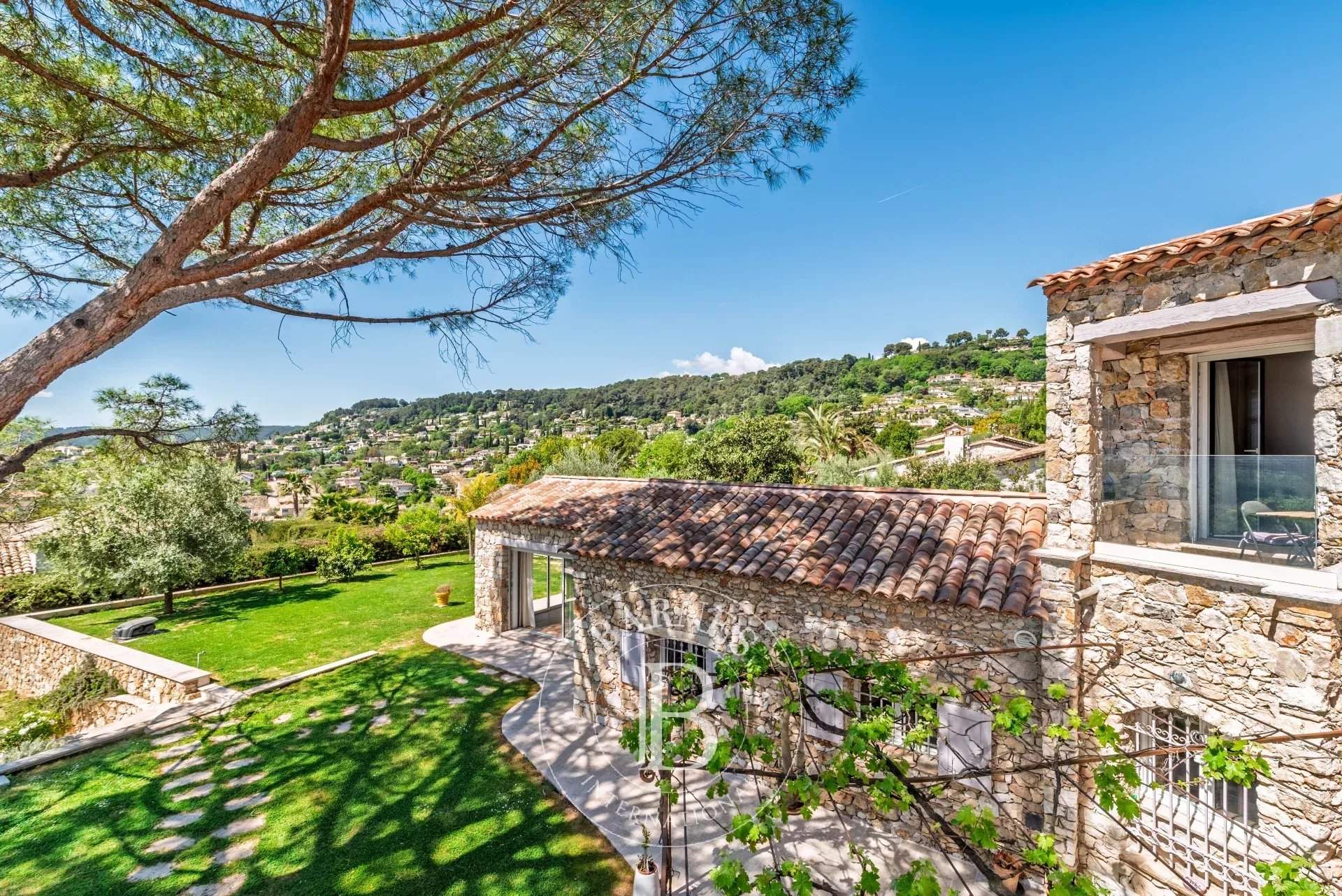 La Colle-sur-Loup  - Villa 5 Pi&egrave;ces 3 Chambres - picture 12