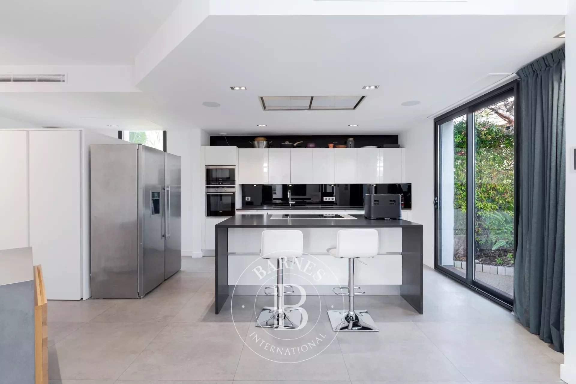 Cagnes-sur-Mer  - Villa 7 Pi&egrave;ces 4 Chambres - picture 6