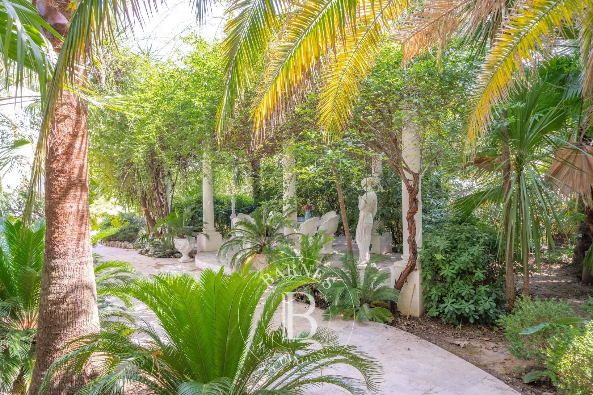 Cagnes-sur-Mer  - Villa 7 Pi&egrave;ces 5 Chambres - picture 2