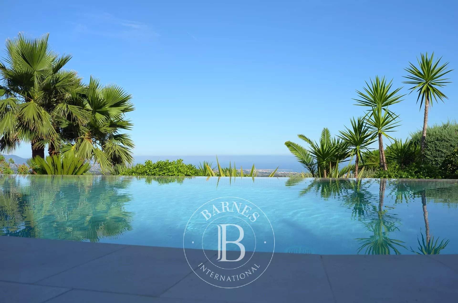 Tourrettes-sur-Loup  - Villa 3 Bedrooms - picture 1