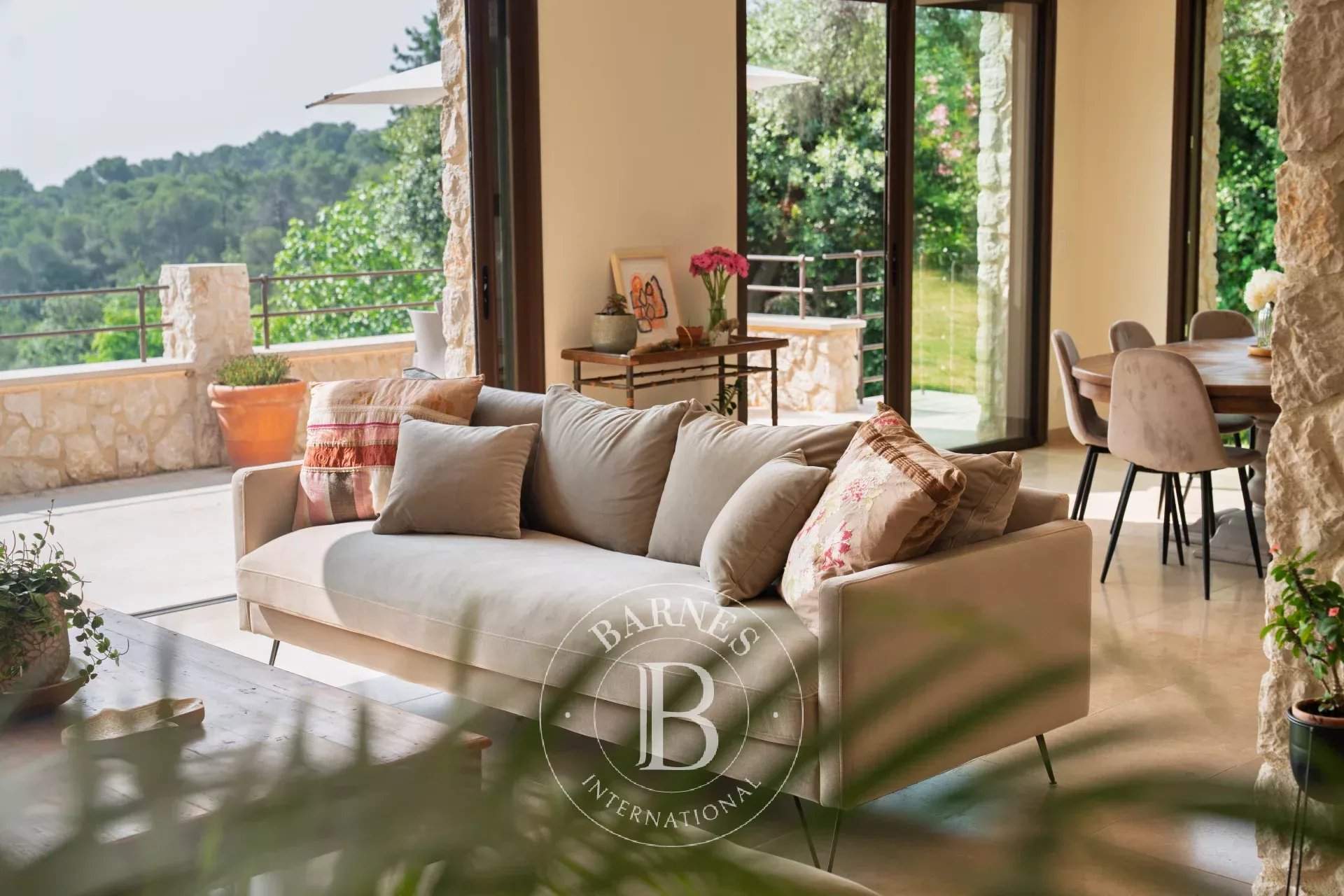 Saint-Paul-de-Vence  - Villa 7 Pi&egrave;ces 4 Chambres - picture 9