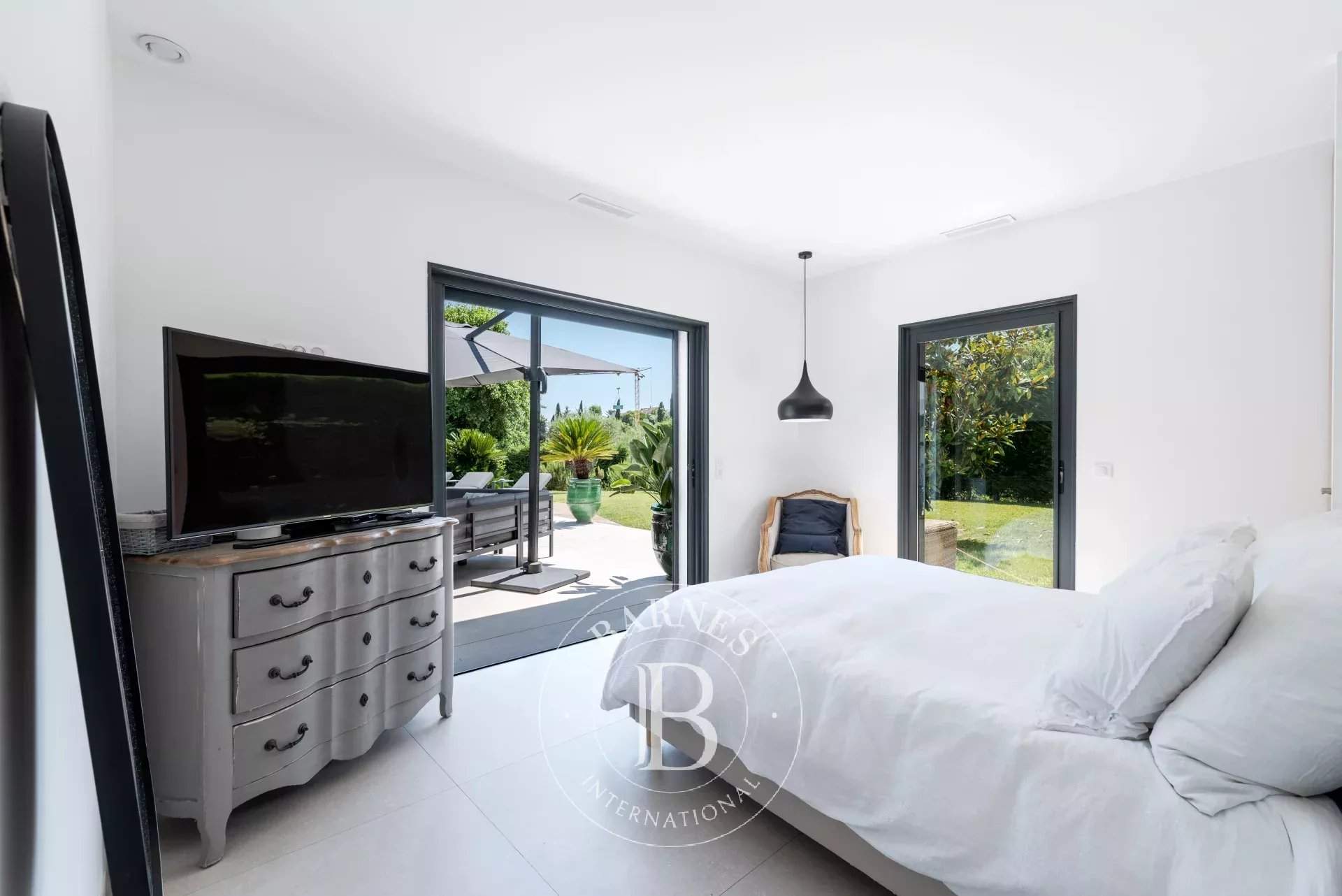 Saint-Paul-de-Vence  - Villa 4 Bedrooms - picture 10