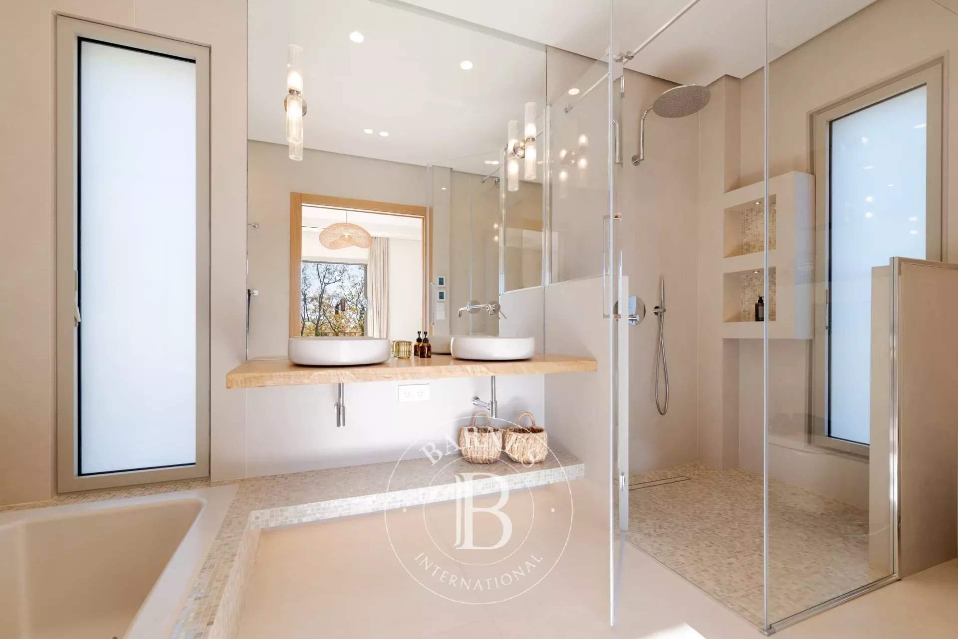 Vence  - Villa 5 Pi&egrave;ces 4 Chambres - picture 13