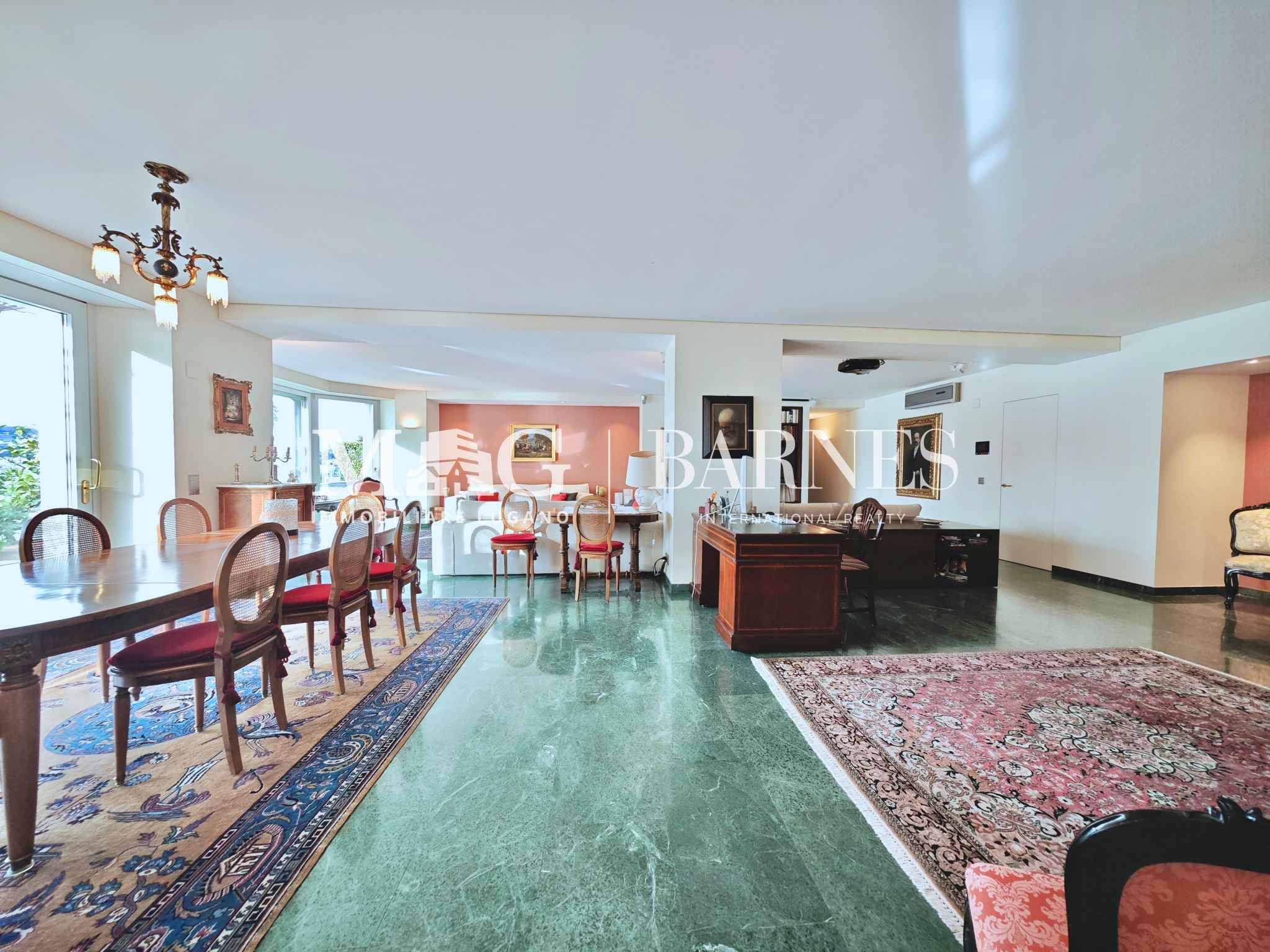 6900  - Apartment 4 Bedrooms - picture 5