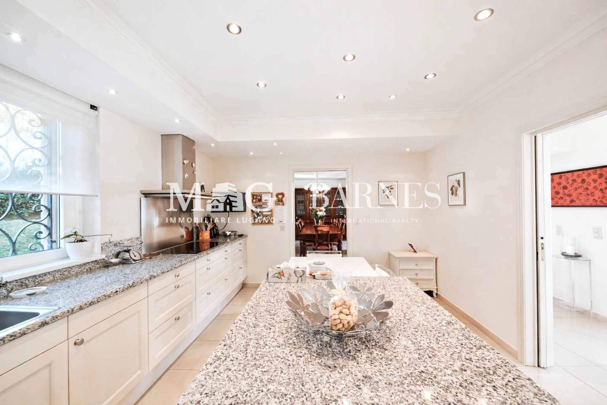 Lugano  - Maison 8.0 Pi&egrave;ces 5 Chambres - picture 6