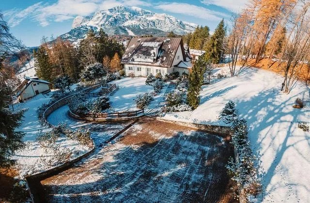 Villa Cortina d'Ampezzo  -  ref 86443357 (picture 2)