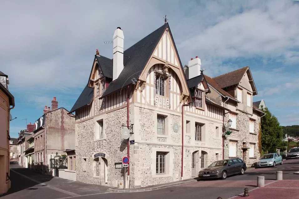 Villerville  - Maison 7 Pièces 4 Chambres