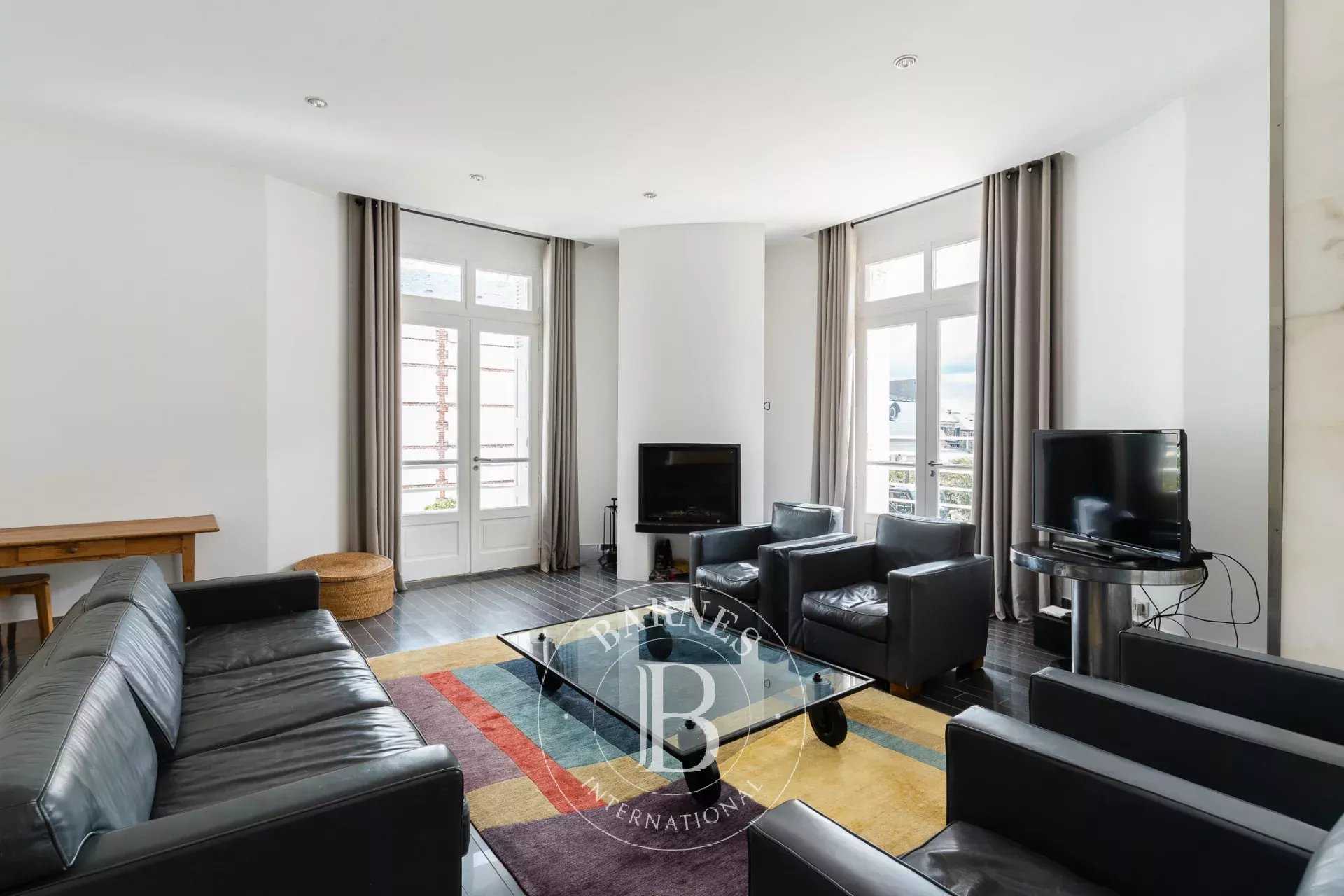 Deauville  - Villa 10 Pi&egrave;ces 7 Chambres