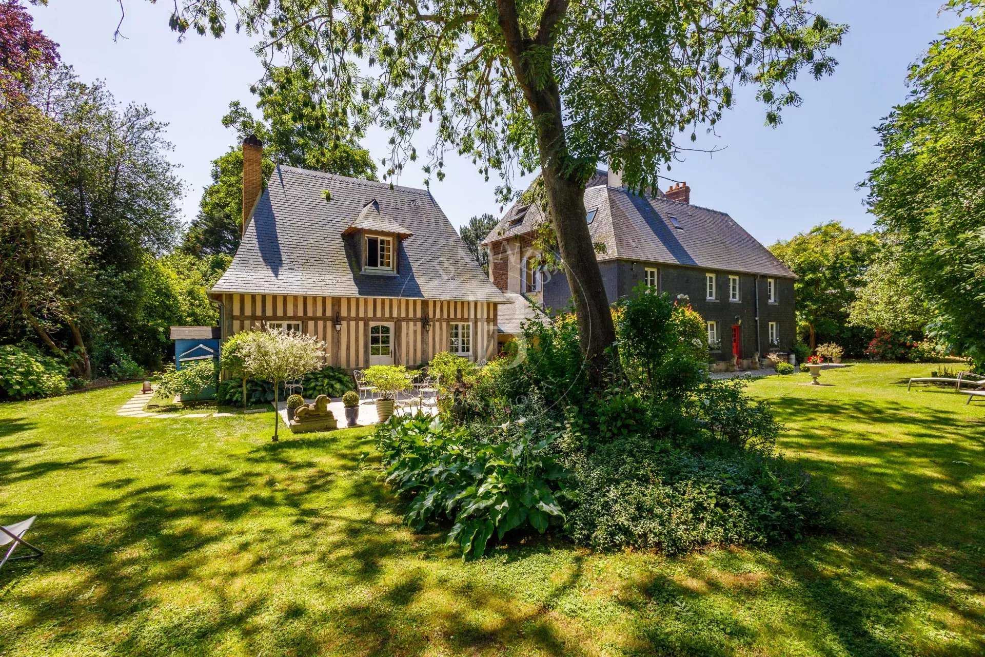Tourgéville  - Propriété 11 Pièces 8 Chambres