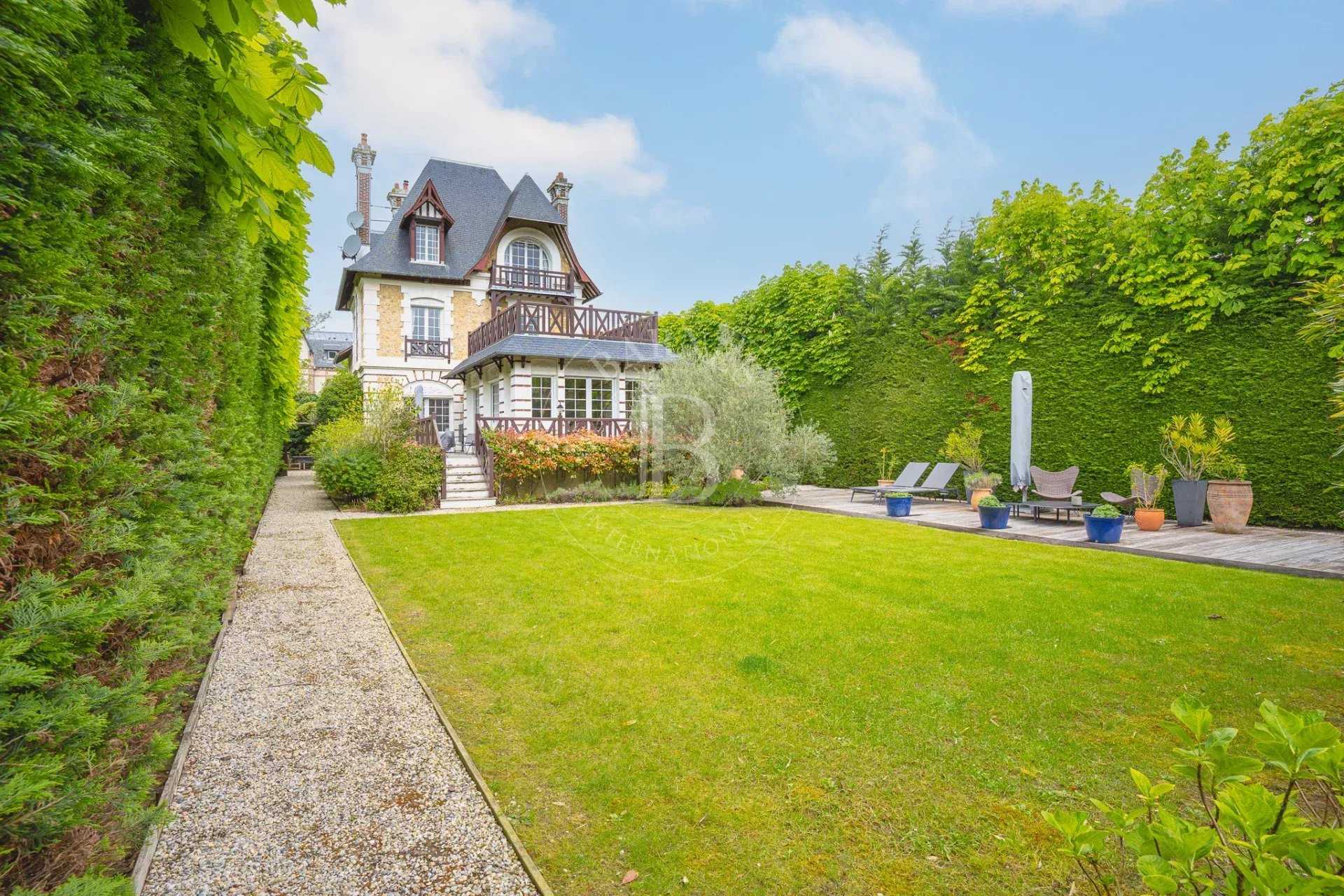Casa Deauville