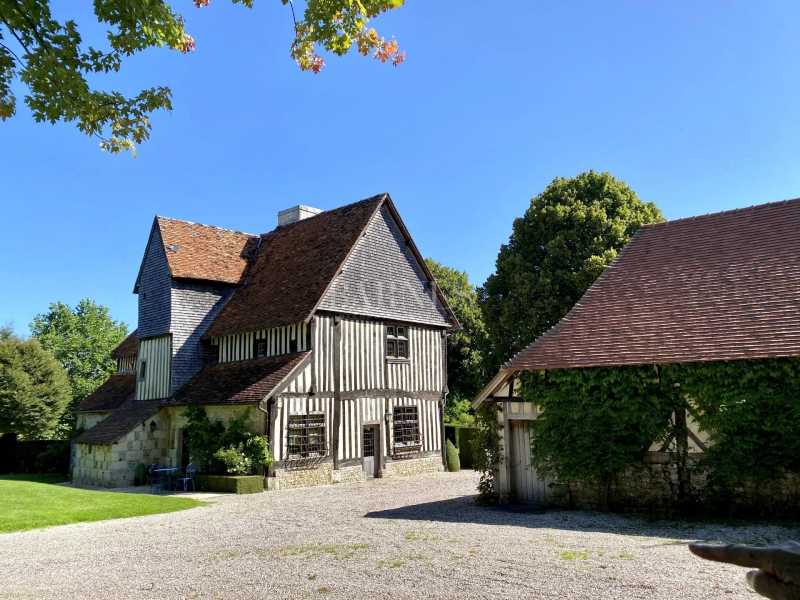 Lisieux  - Manor house 
