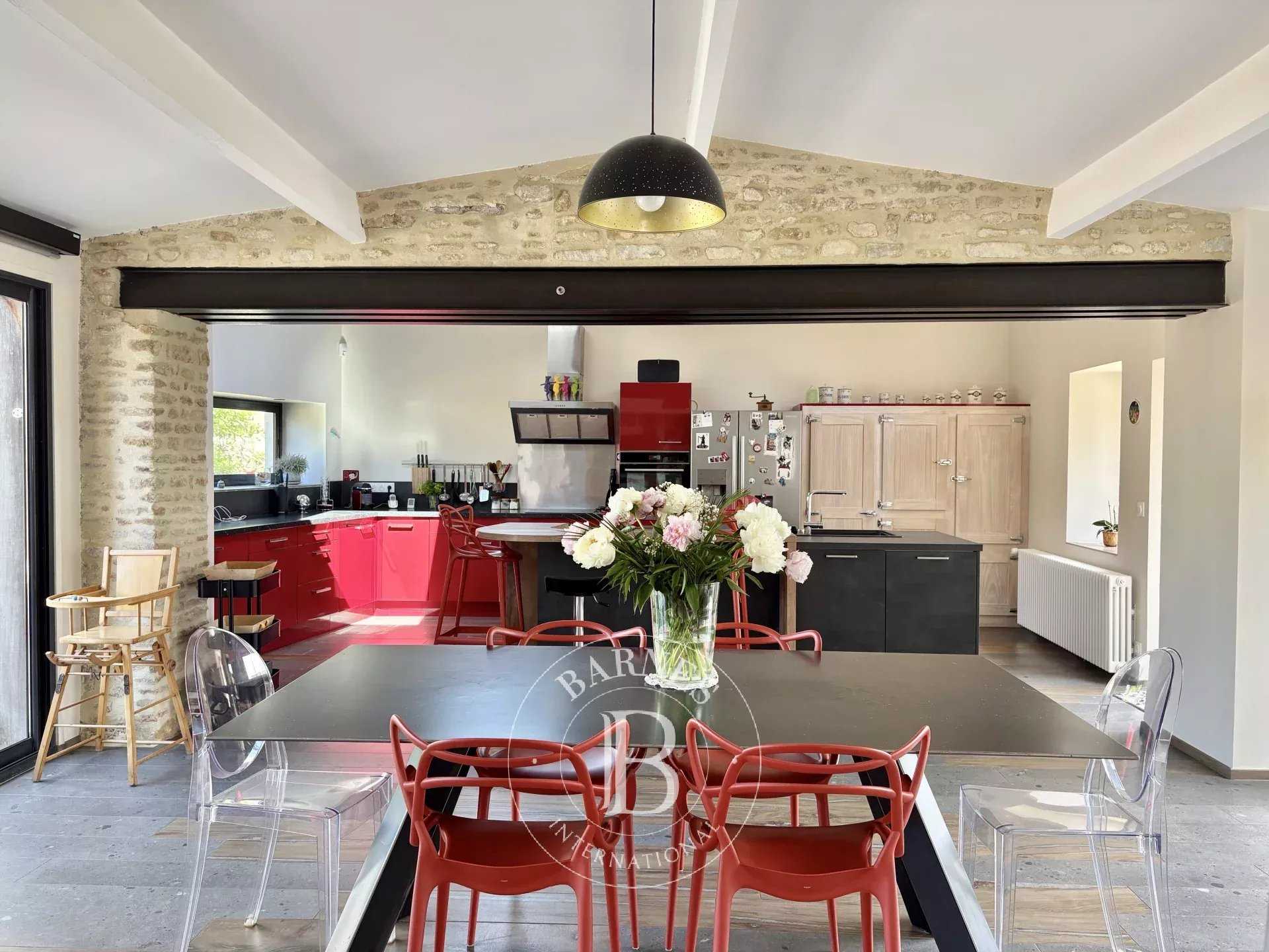 Mathieu  - Maison 7 Pi&egrave;ces 4 Chambres