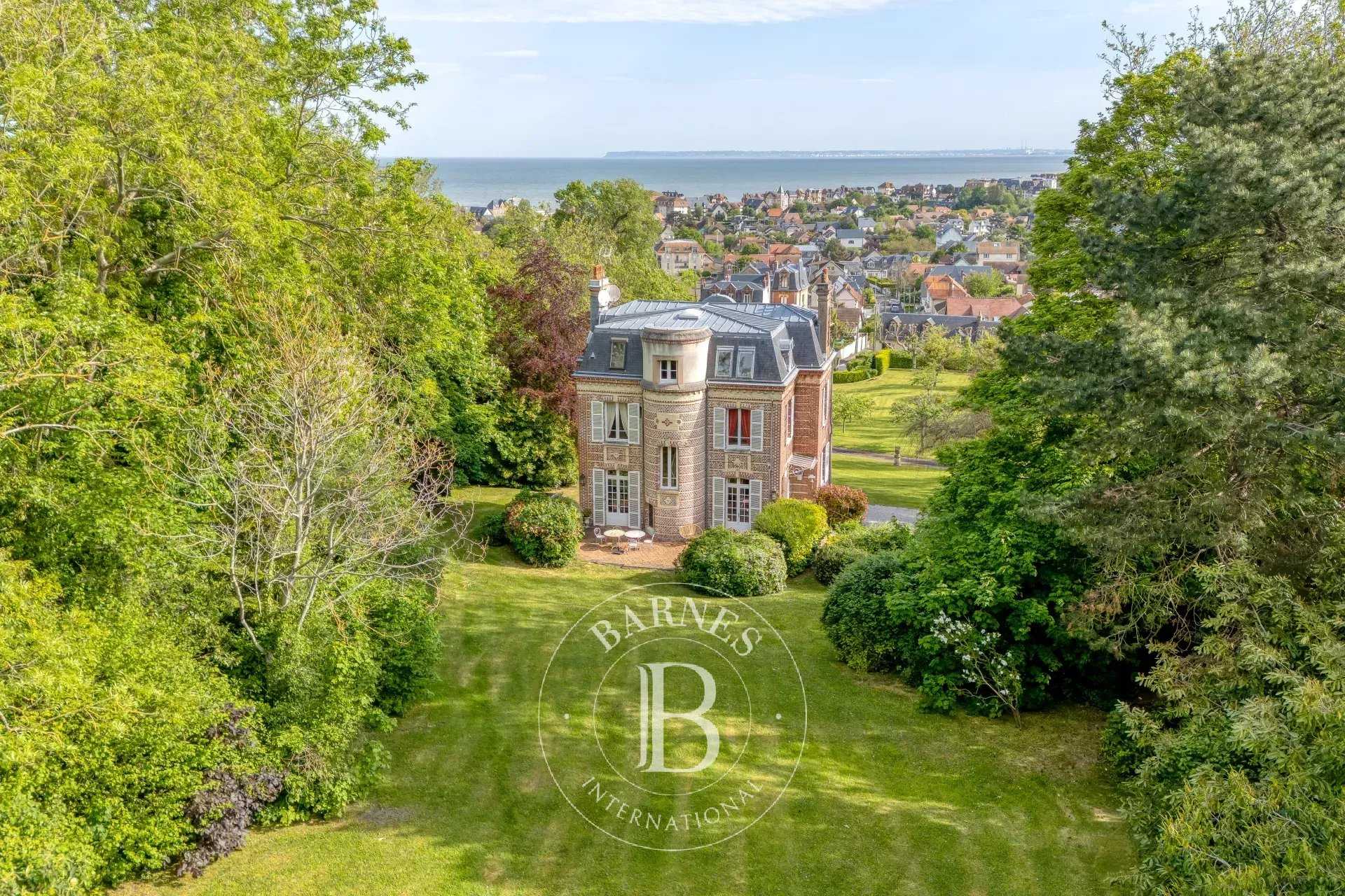 Villers-sur-Mer  - Villa 10 Pi&egrave;ces