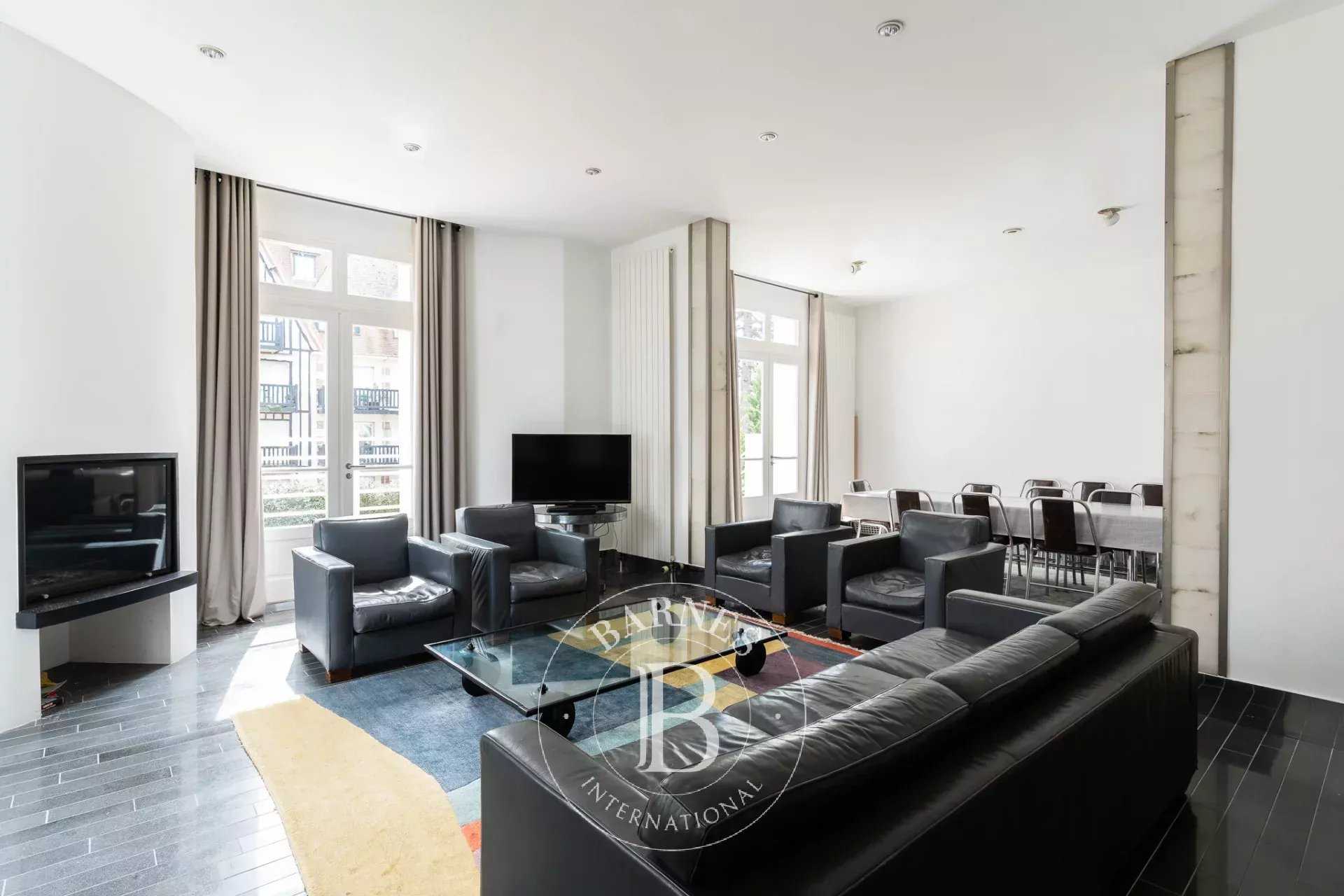 Deauville  - Villa 10 Pi&egrave;ces 7 Chambres