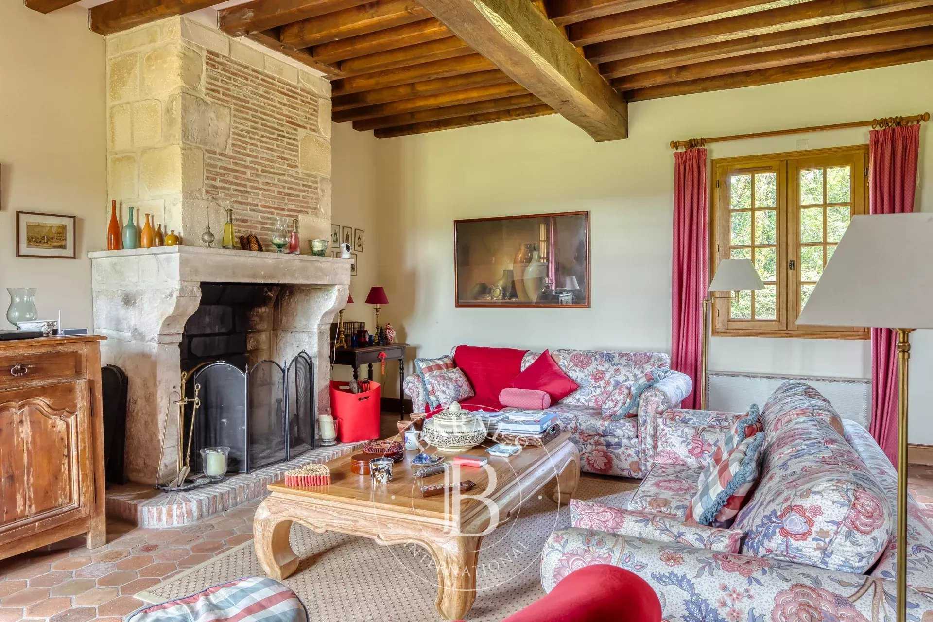 Englesqueville-en-Auge  - Maison 7 Pi&egrave;ces 5 Chambres