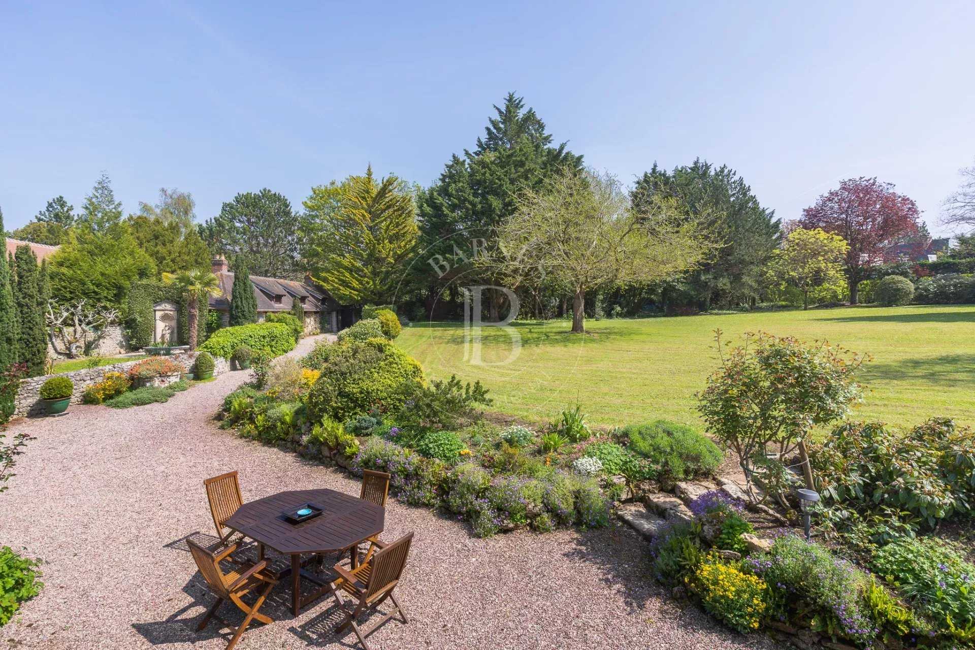 Finca Deauville  -  ref 6824469 (picture 1)