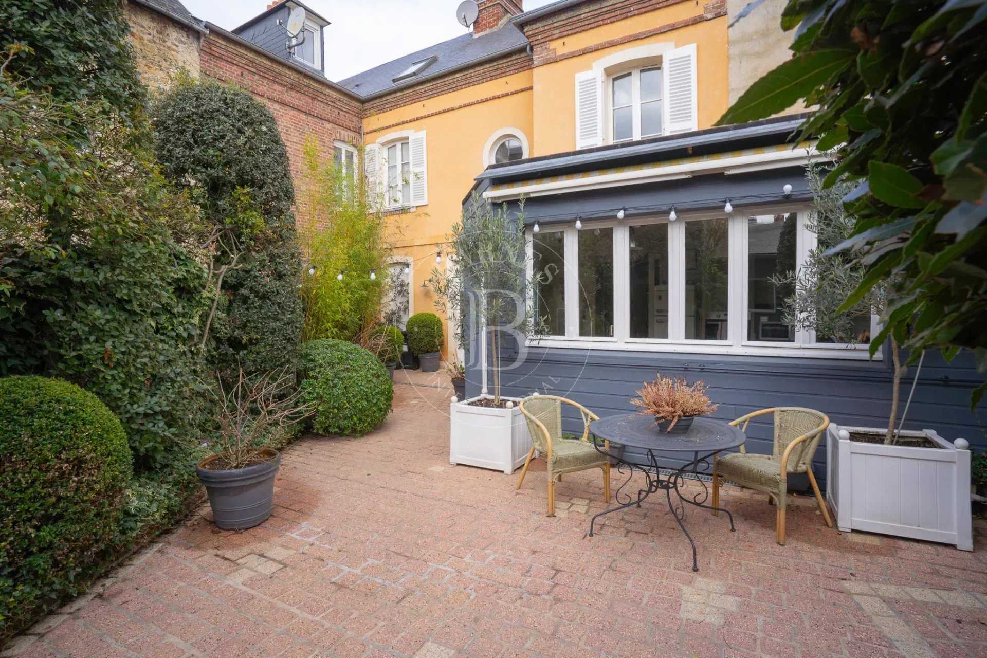 House Deauville  -  ref 84205801 (picture 1)