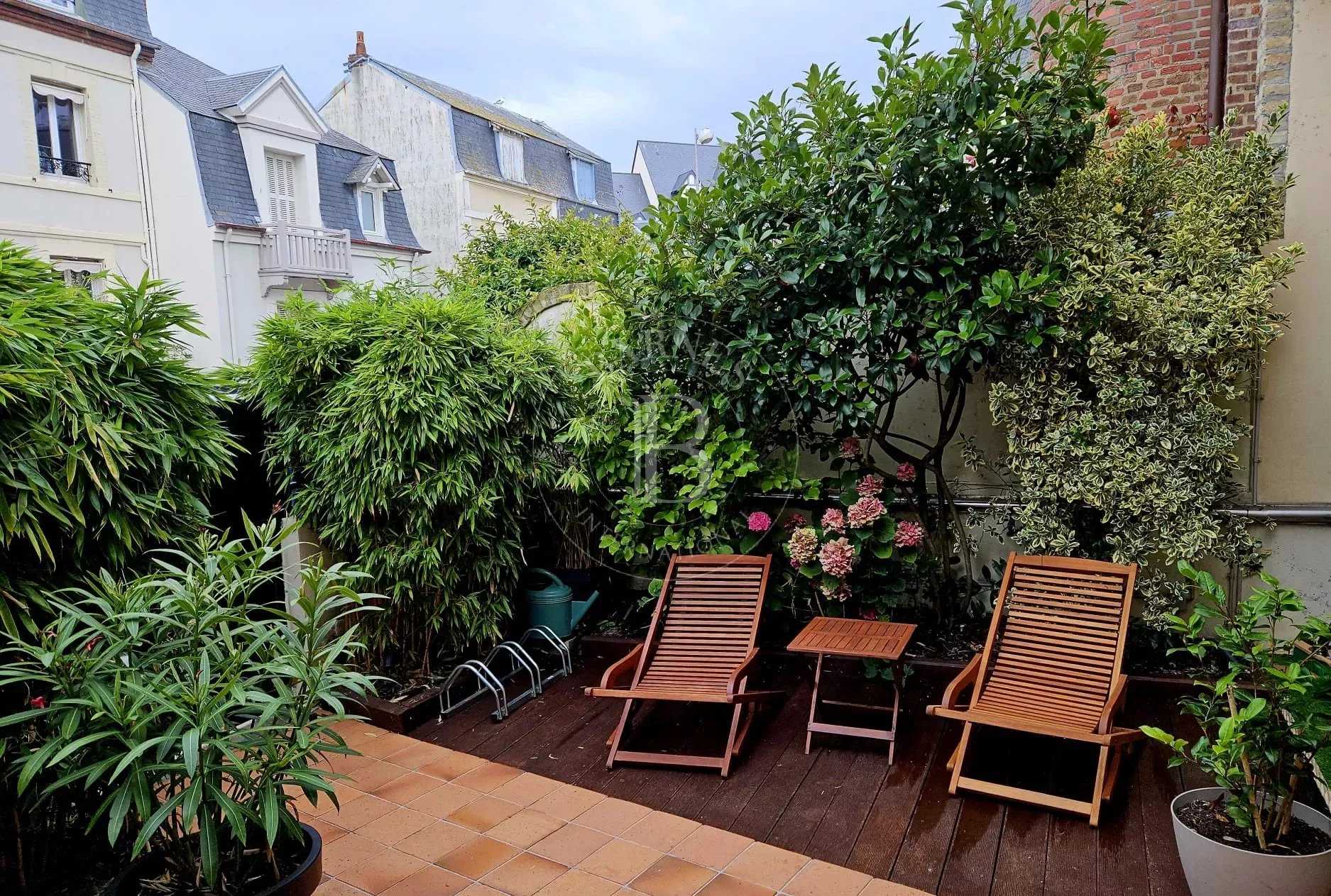 Townhouse Deauville  -  ref 3706325 (picture 1)
