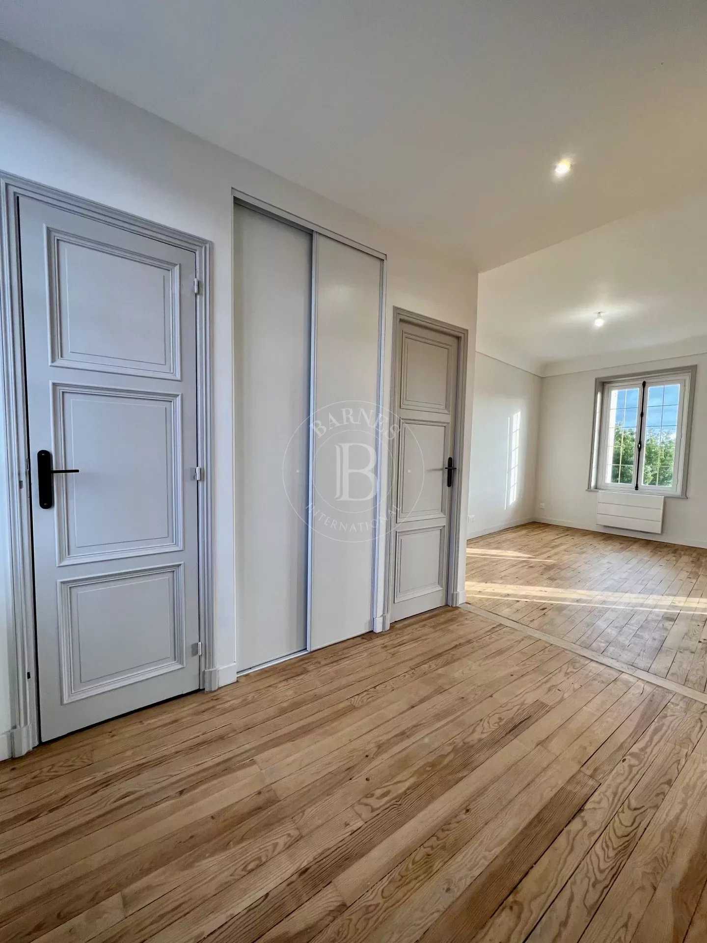 Apartment Deauville  -  ref 83138339 (picture 2)