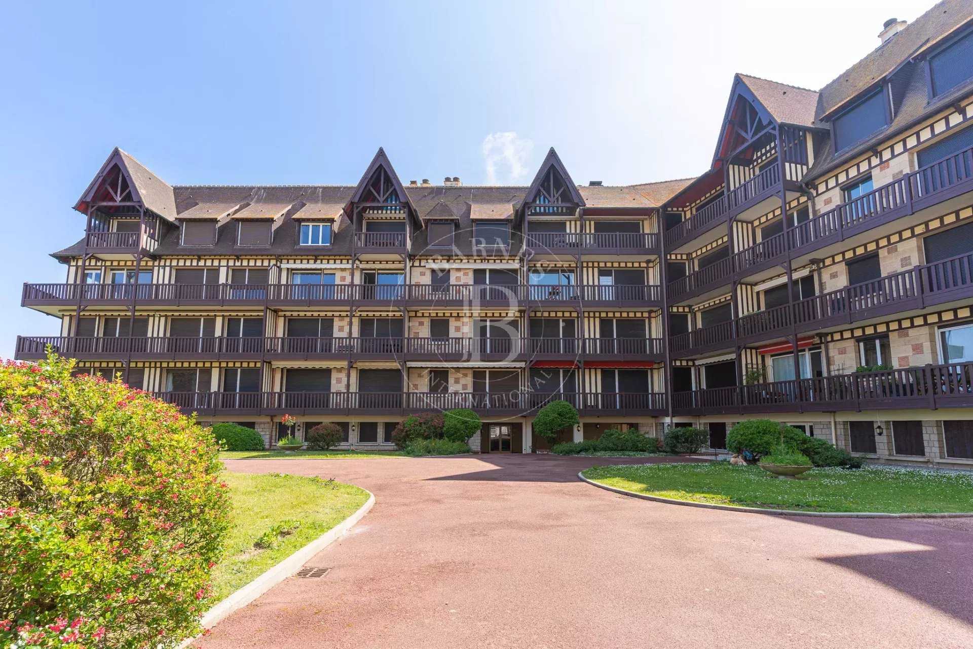 Apartment Deauville  -  ref 85639382 (picture 1)