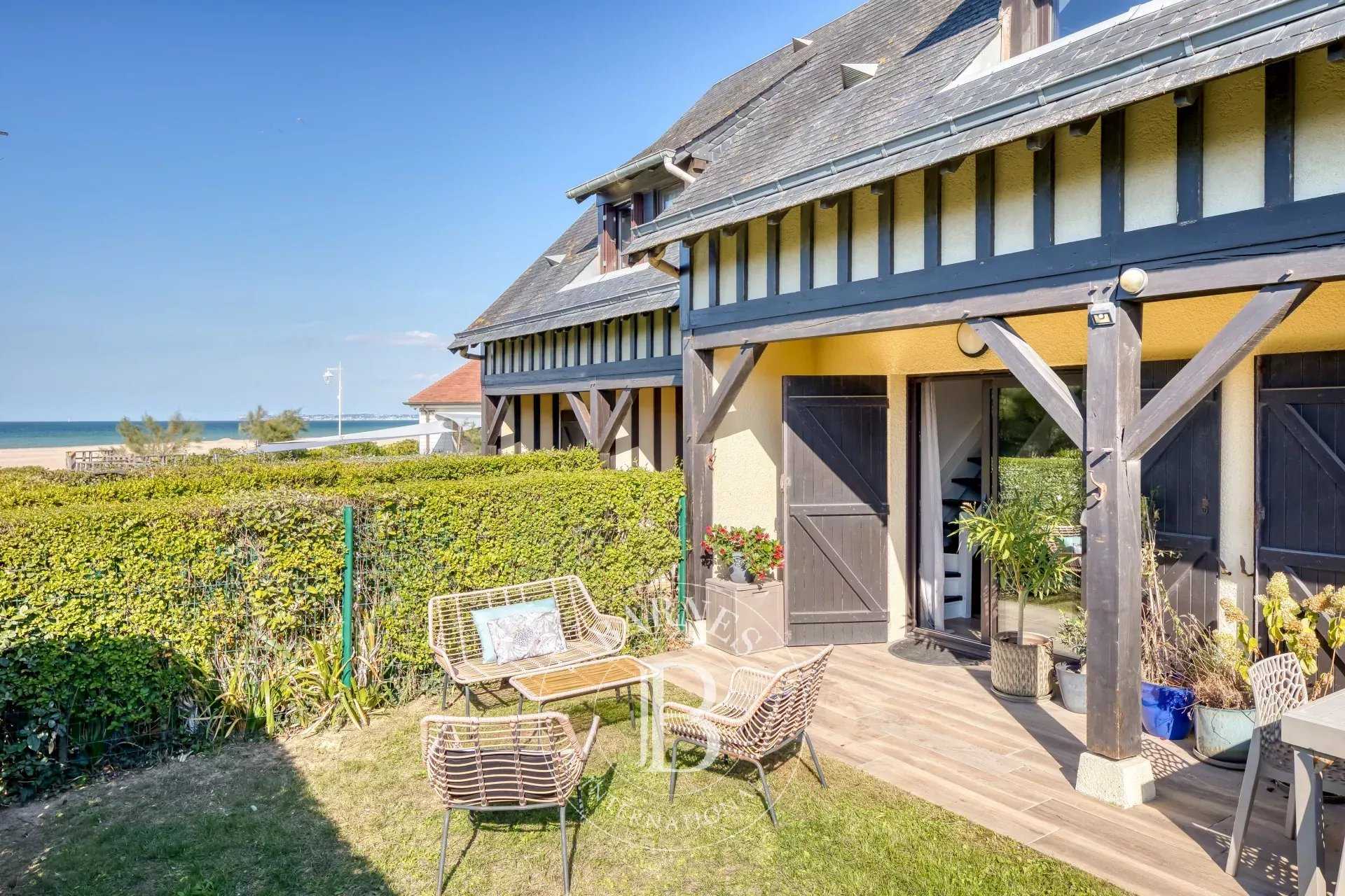 Benerville-sur-Mer  - House 4 Bedrooms