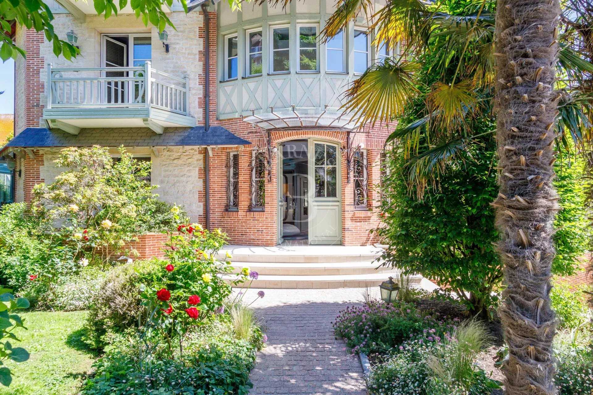 Casa Deauville  -  ref 6478397 (picture 1)