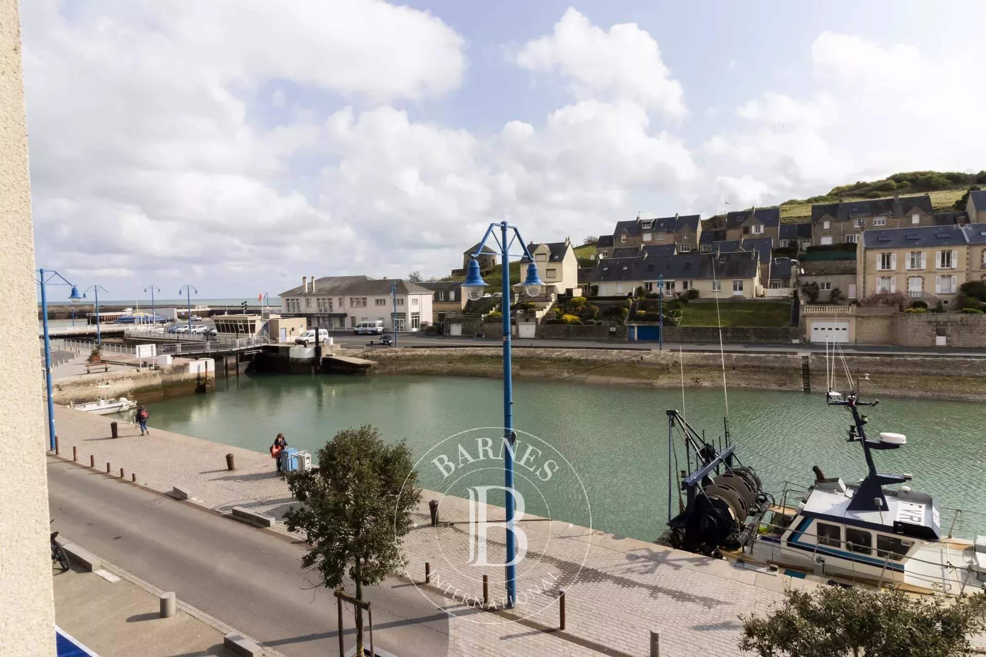 Port-en-Bessin-Huppain  - Building  - picture 1