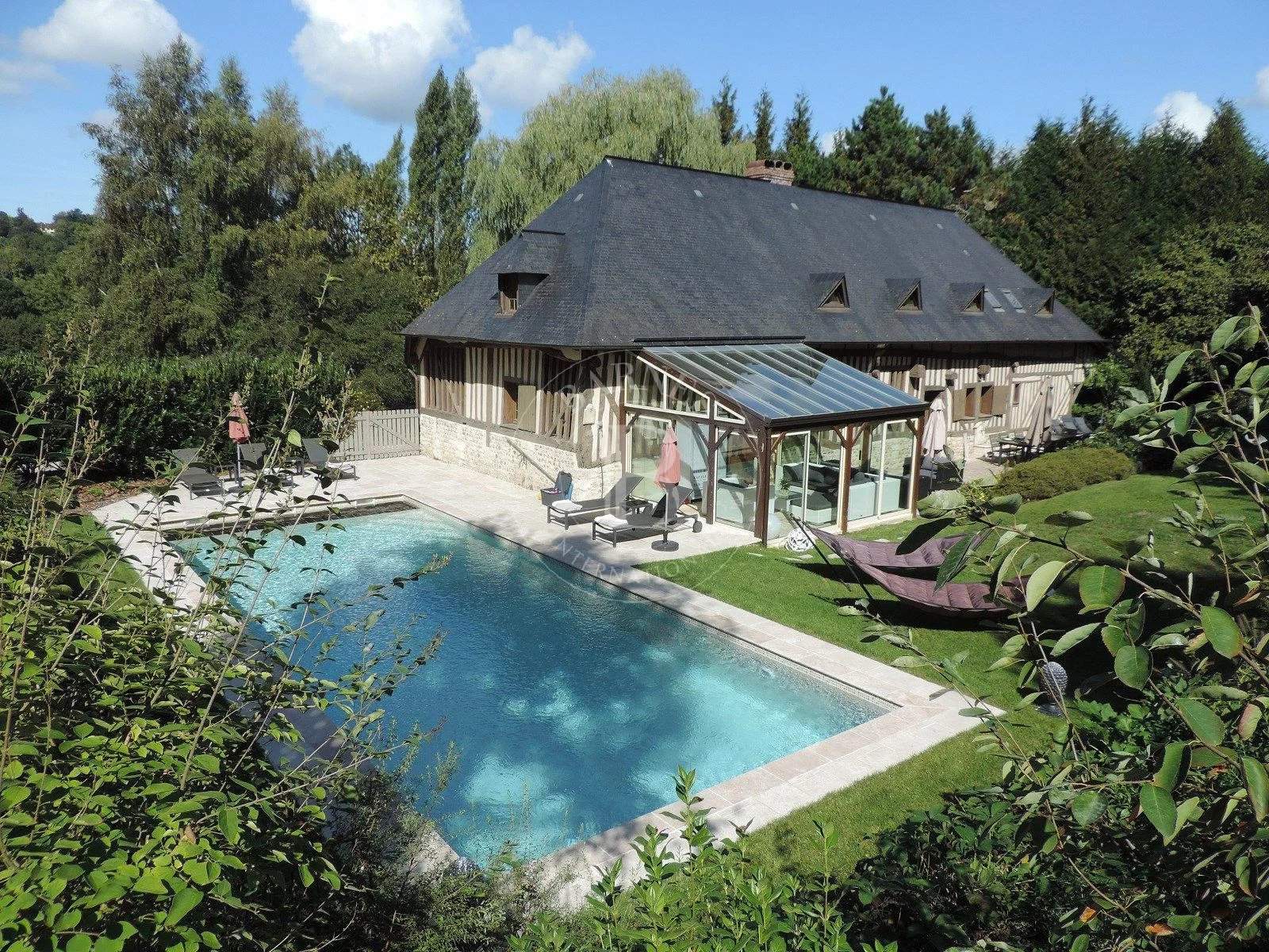 Proche Deauville Propriété de caractère - 6 chambres - piscine chauffée, tennis, parc paysager 1Ha picture 3