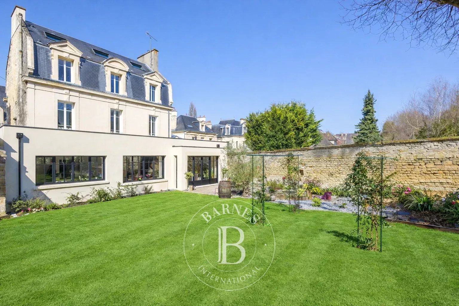 Caen  - Maison 11 Pi&egrave;ces 7 Chambres - picture 7