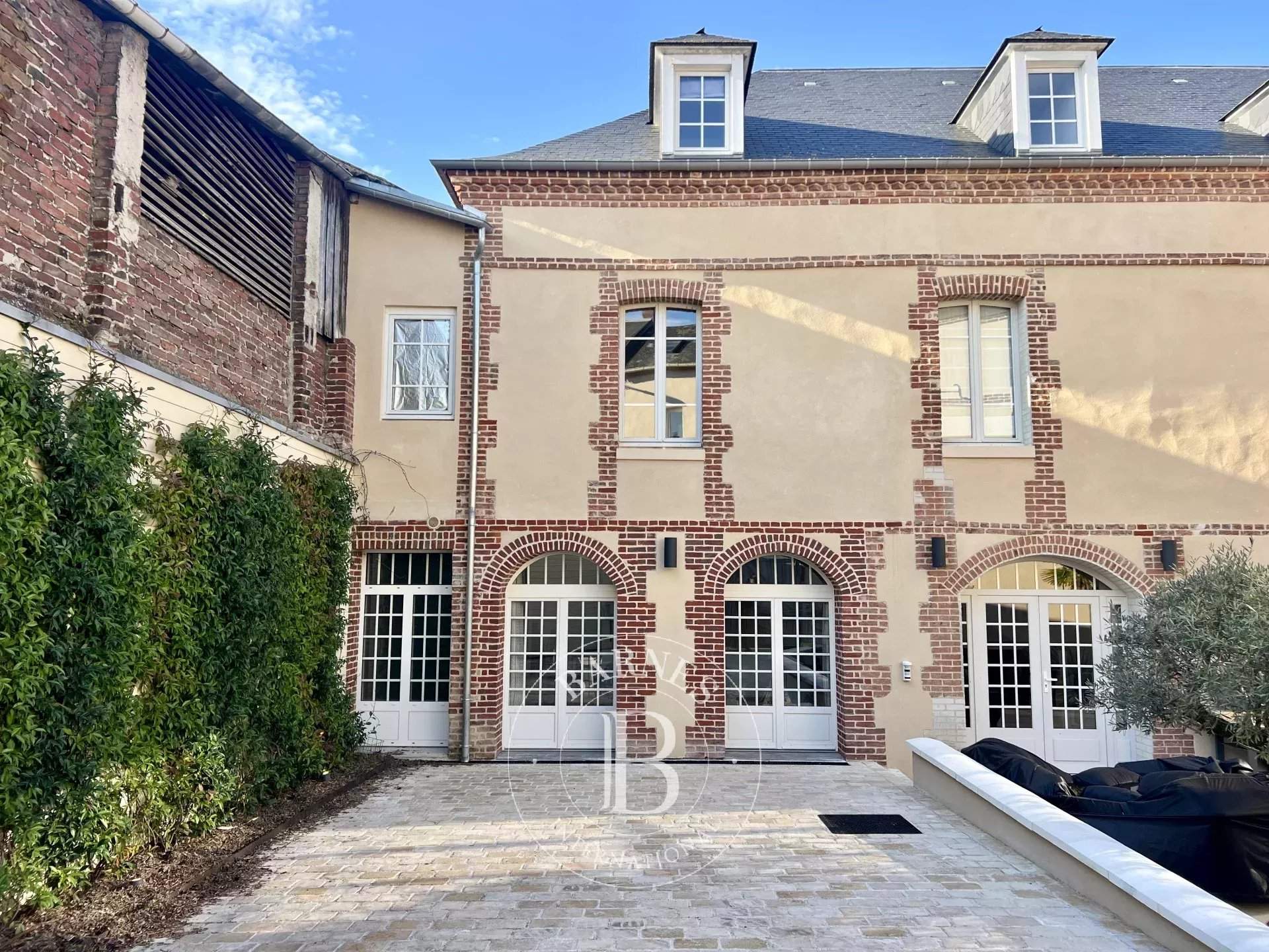 Trouville-sur-Mer  - Maison 9 Pi&egrave;ces - picture 1