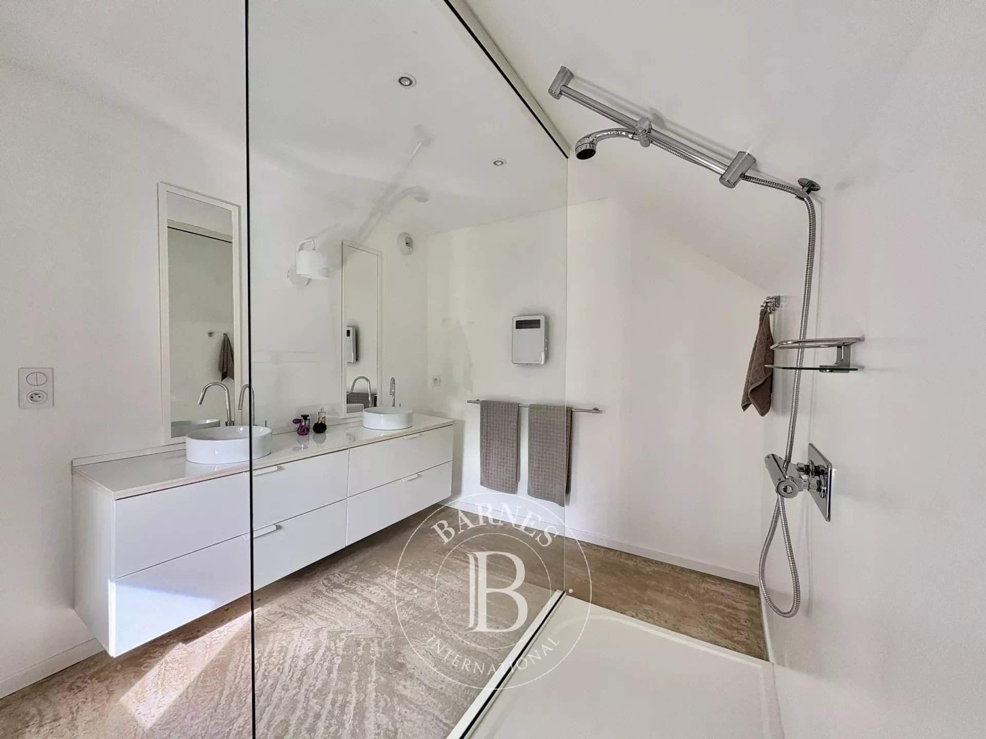 Bayeux  - Maison 12 Pi&egrave;ces 8 Chambres - picture 8