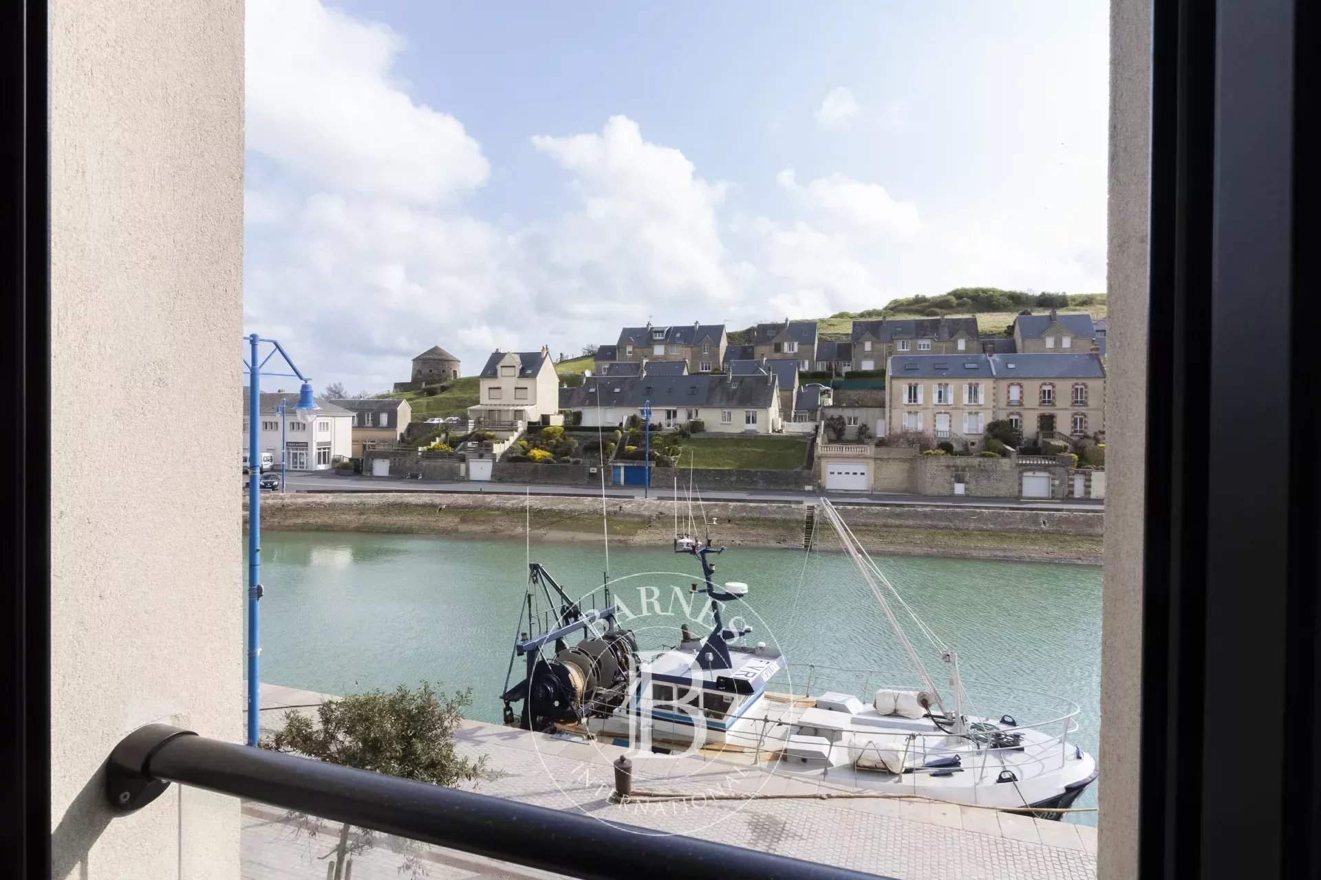 Port-en-Bessin-Huppain  - Building  - picture 7