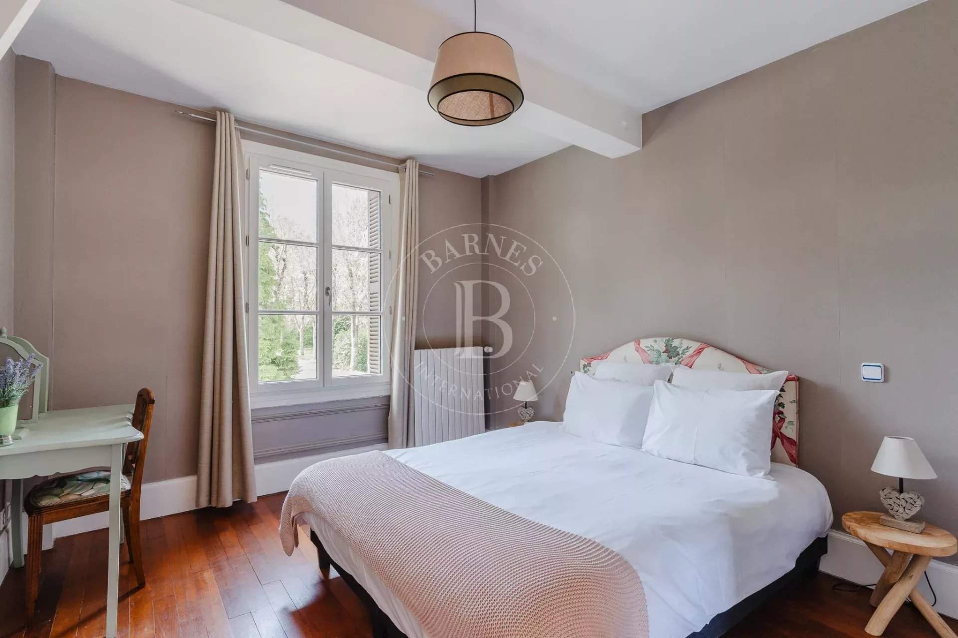 Honfleur  - Property 8 Bedrooms - picture 8