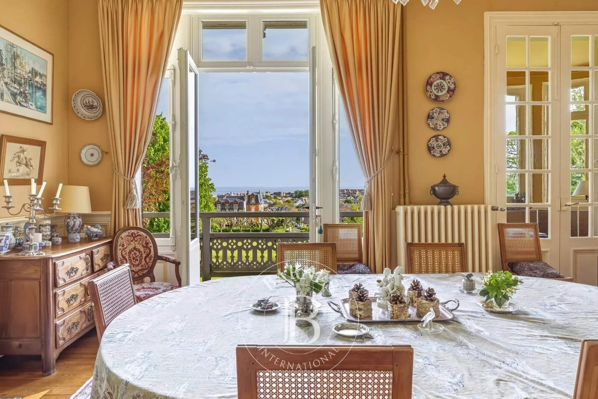 Villers-sur-Mer  - Villa 10 Pi&egrave;ces - picture 9