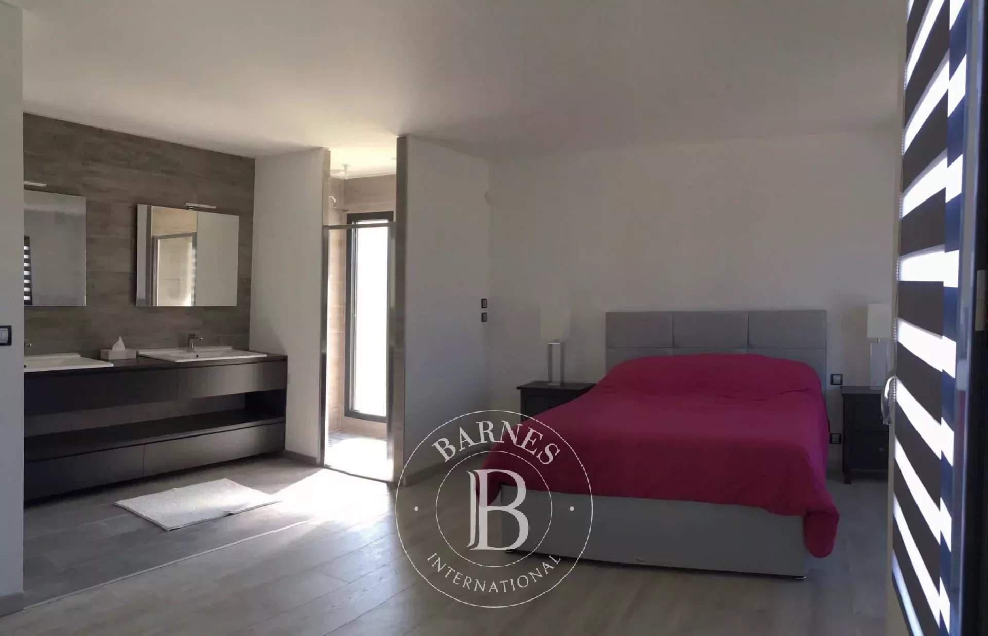 Deauville  - Maison 8 Pi&egrave;ces 5 Chambres - picture 7