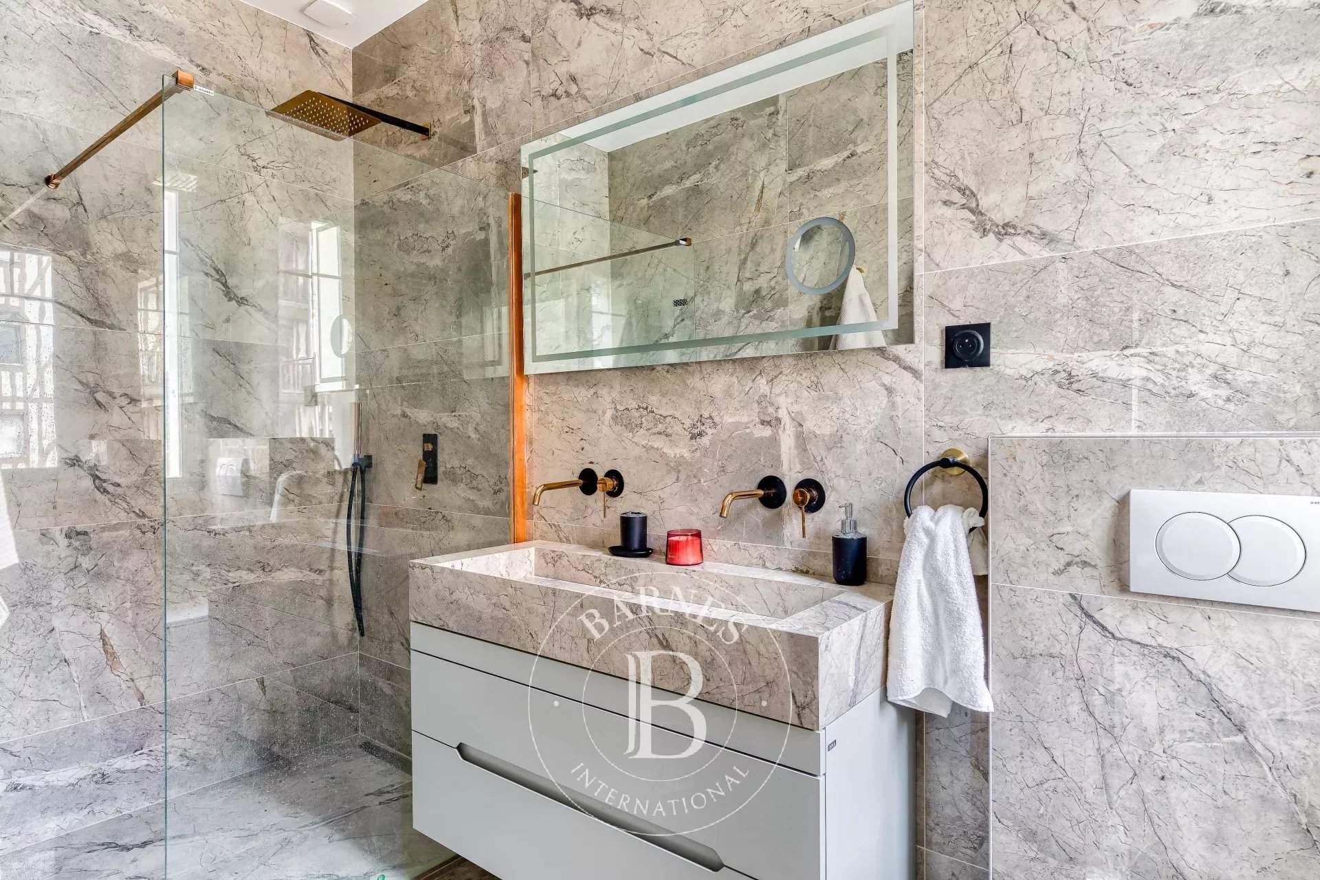 Deauville  - Maison 7 Pièces 5 Chambres - picture 11