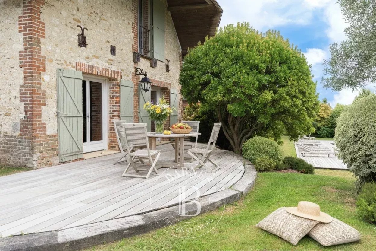 PROPERTY AND GUEST HOUSE - 10 GUESTS - BONNEVILLE SUR TOUQUES picture 15