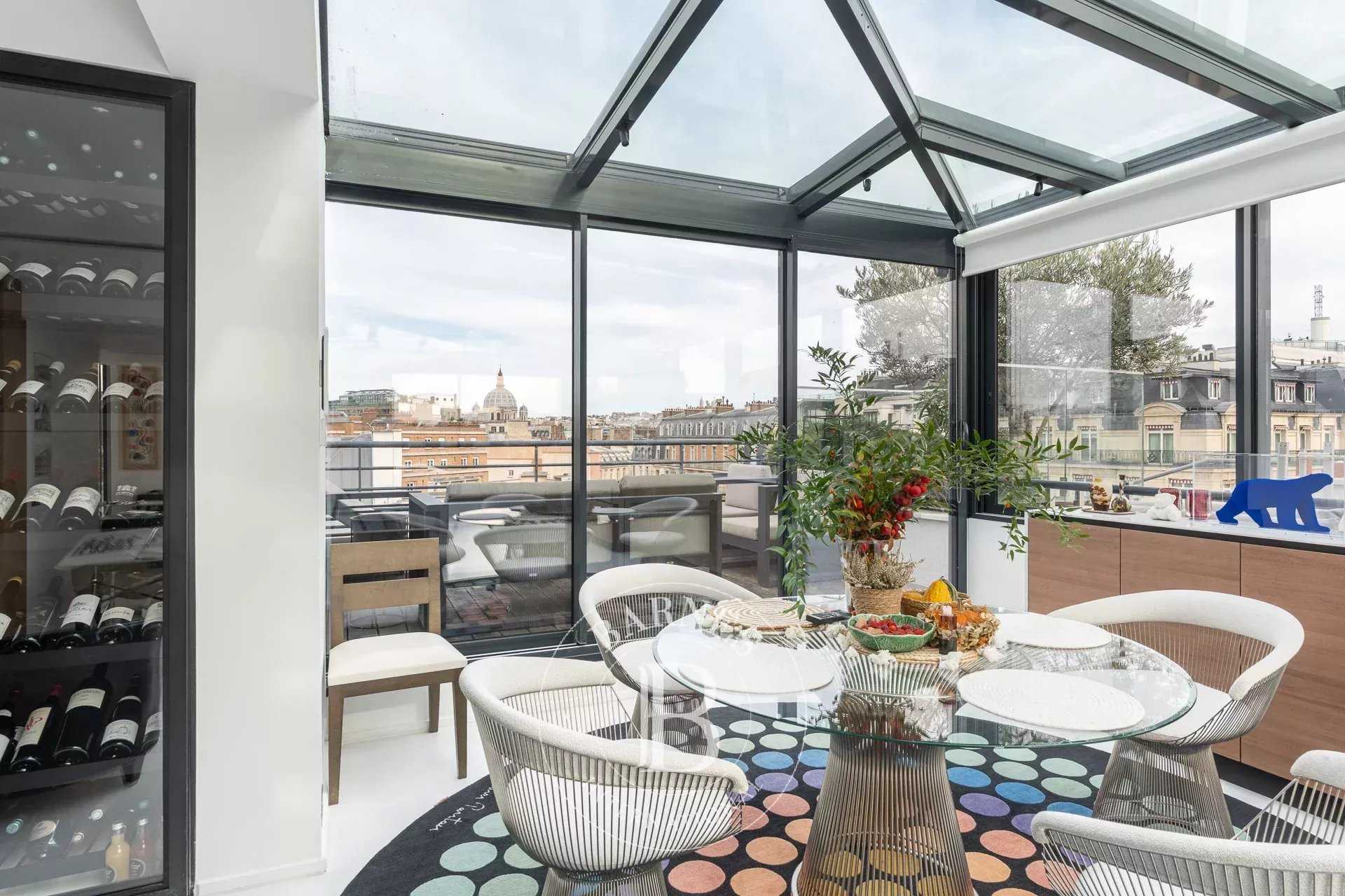 Paris  - Duplex 4 Bedrooms