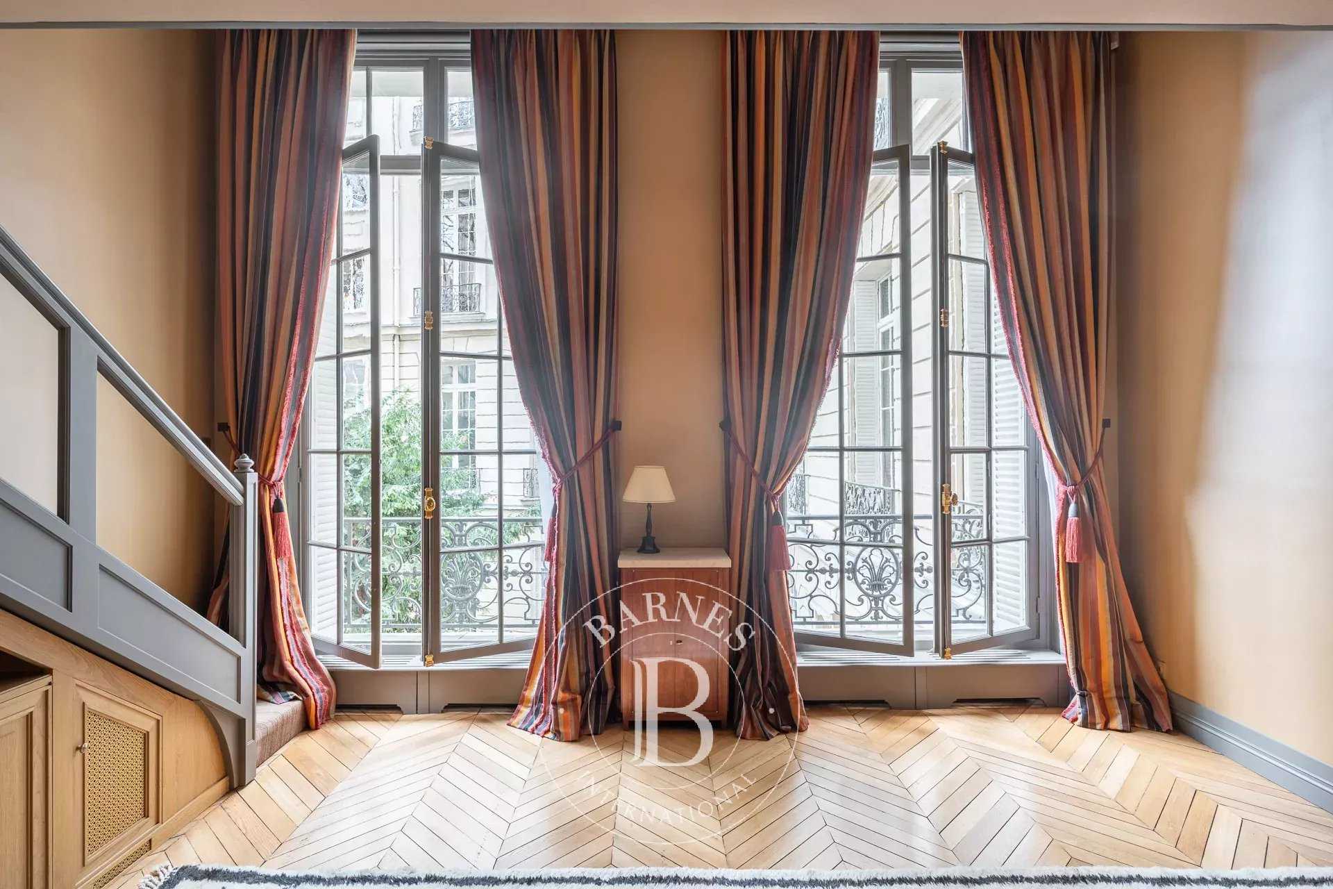 Paris  - Apartment 2 Bedrooms