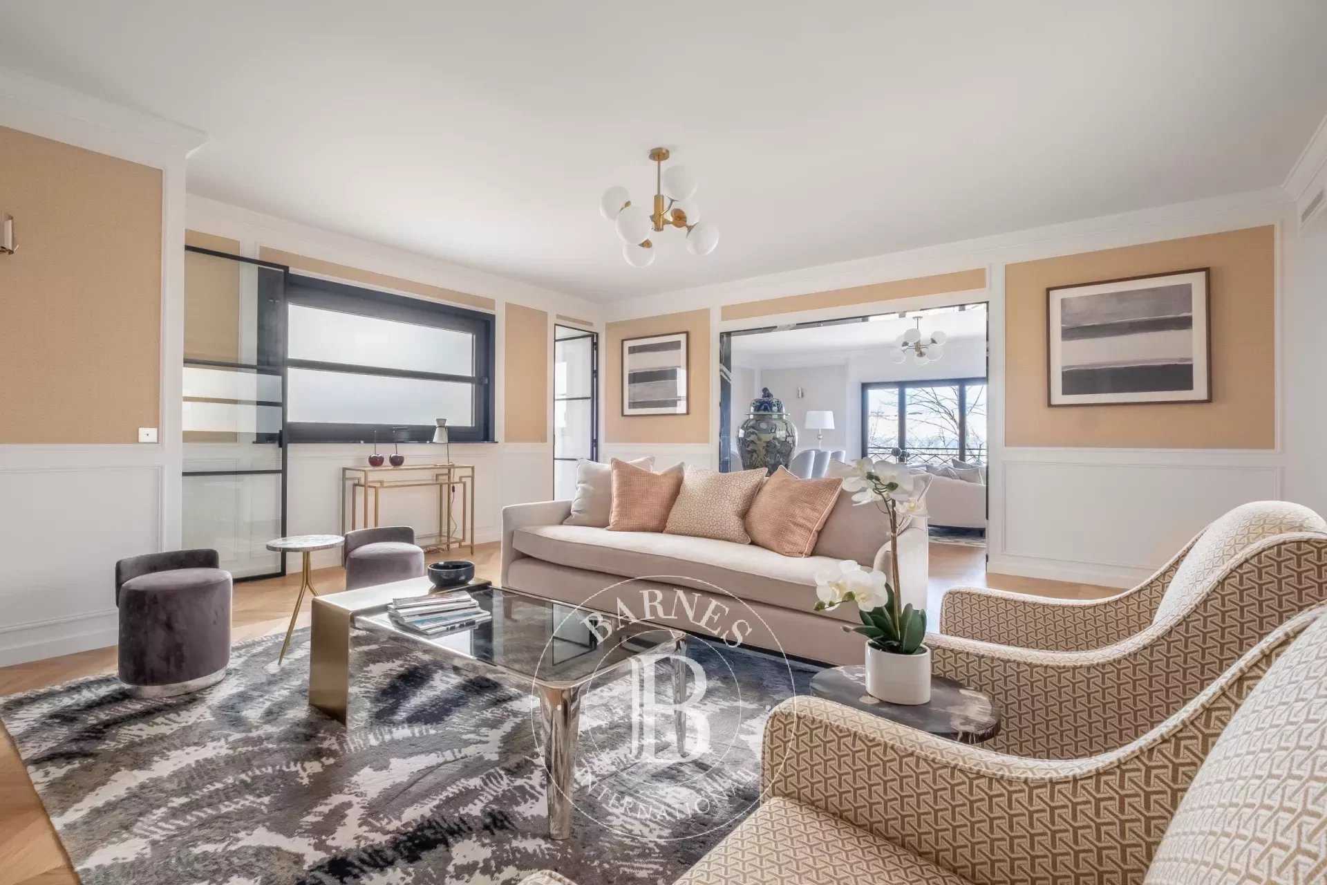 Paris  - Apartment 4 Bedrooms