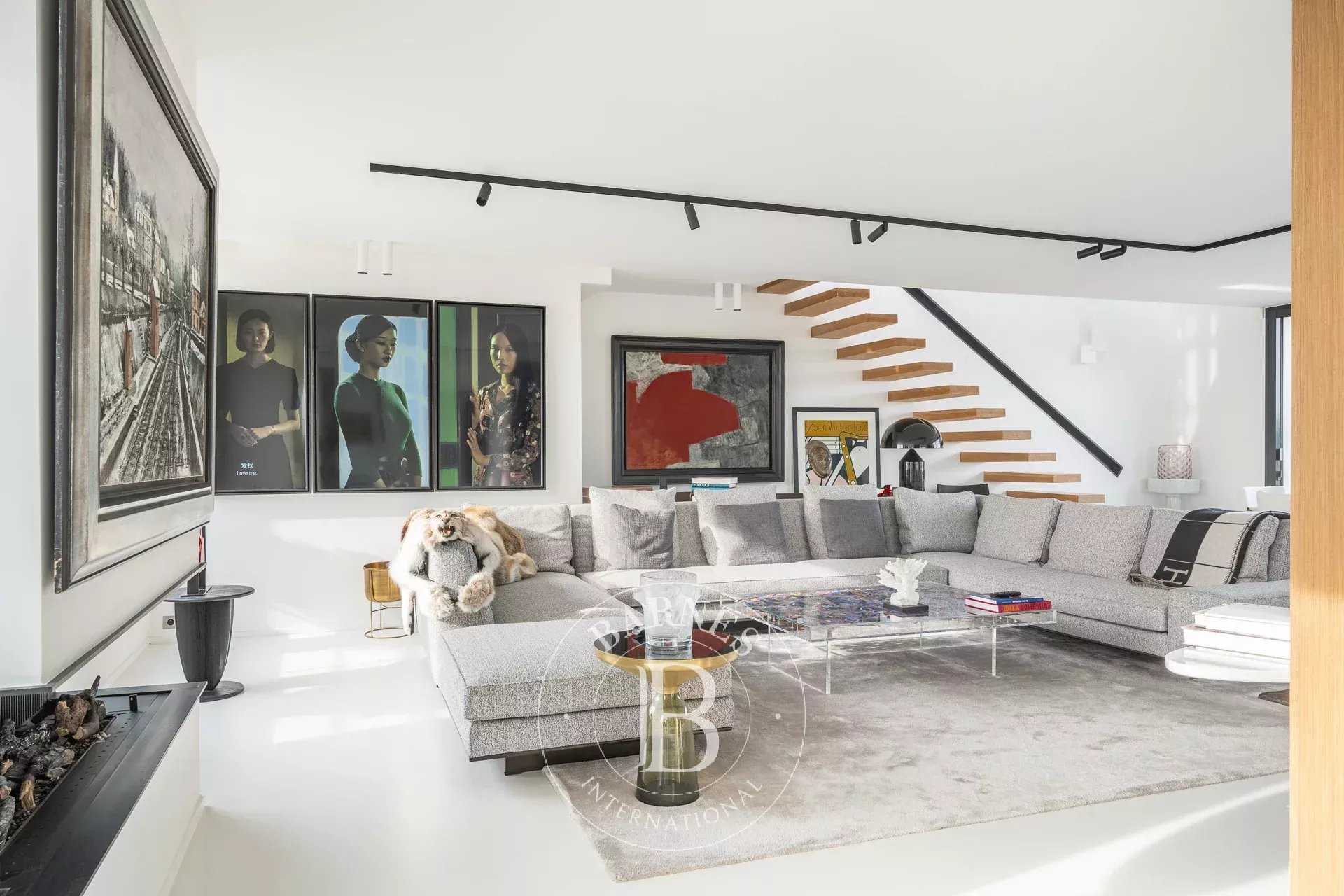 Paris  - Duplex 4 Bedrooms