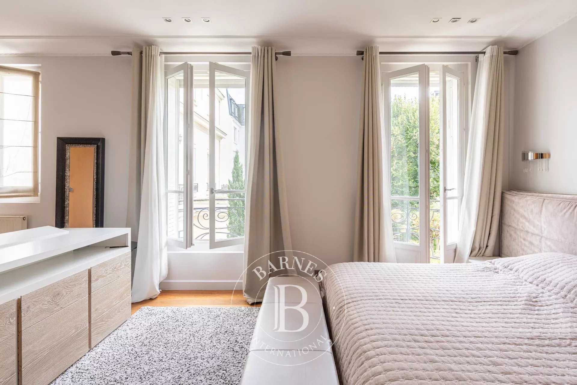 Maison Neuilly-sur-Seine  -  ref 86255022 (picture 3)