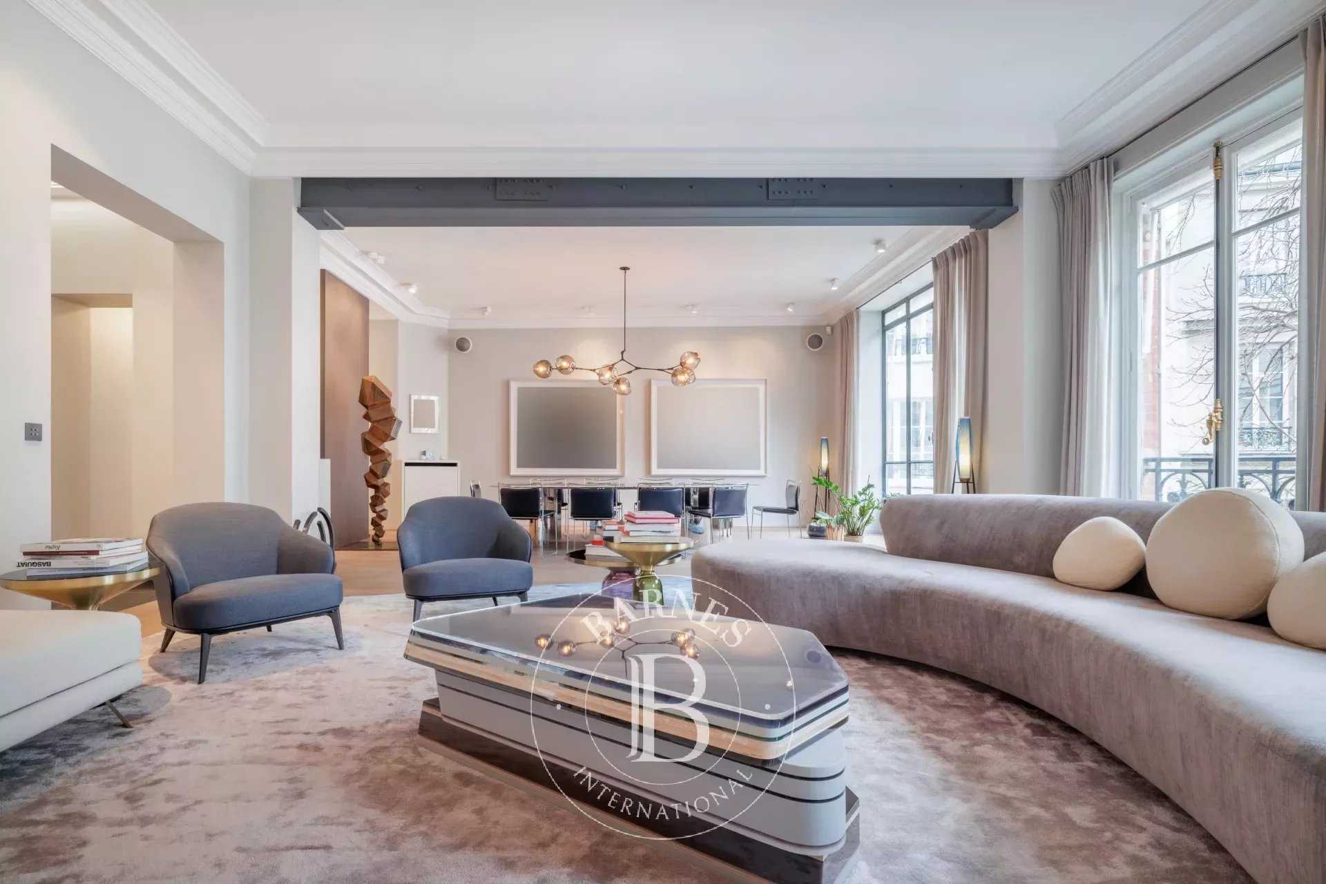 Faubourg Saint-Honoré - Exceptional apartment of 248 m²...