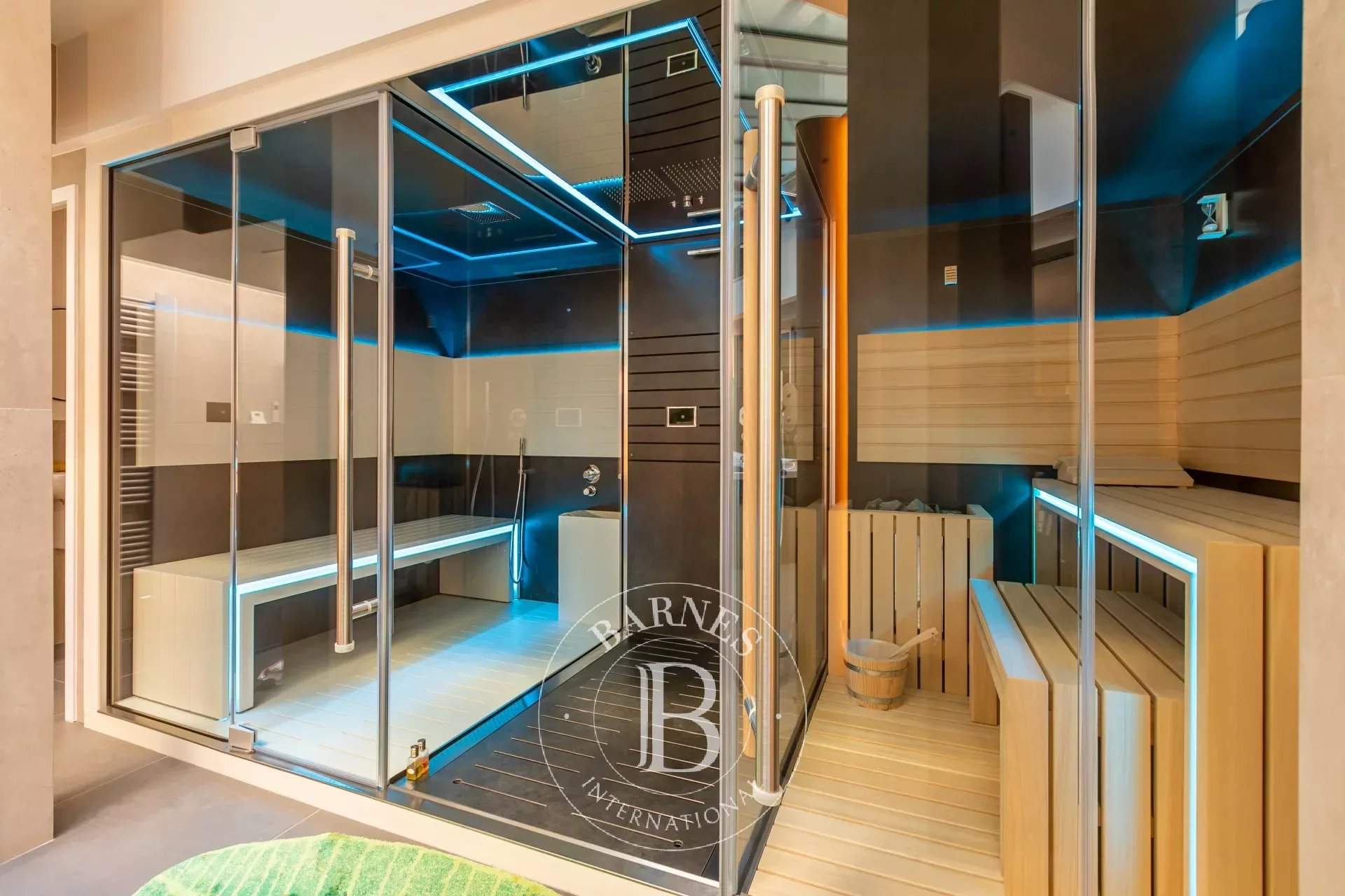 Paris  - Maison 10 Pi&egrave;ces 4 Chambres - picture 12