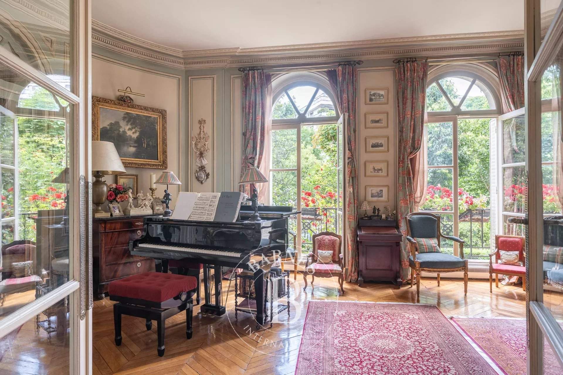 Paris  - House 6 Bedrooms - picture 7