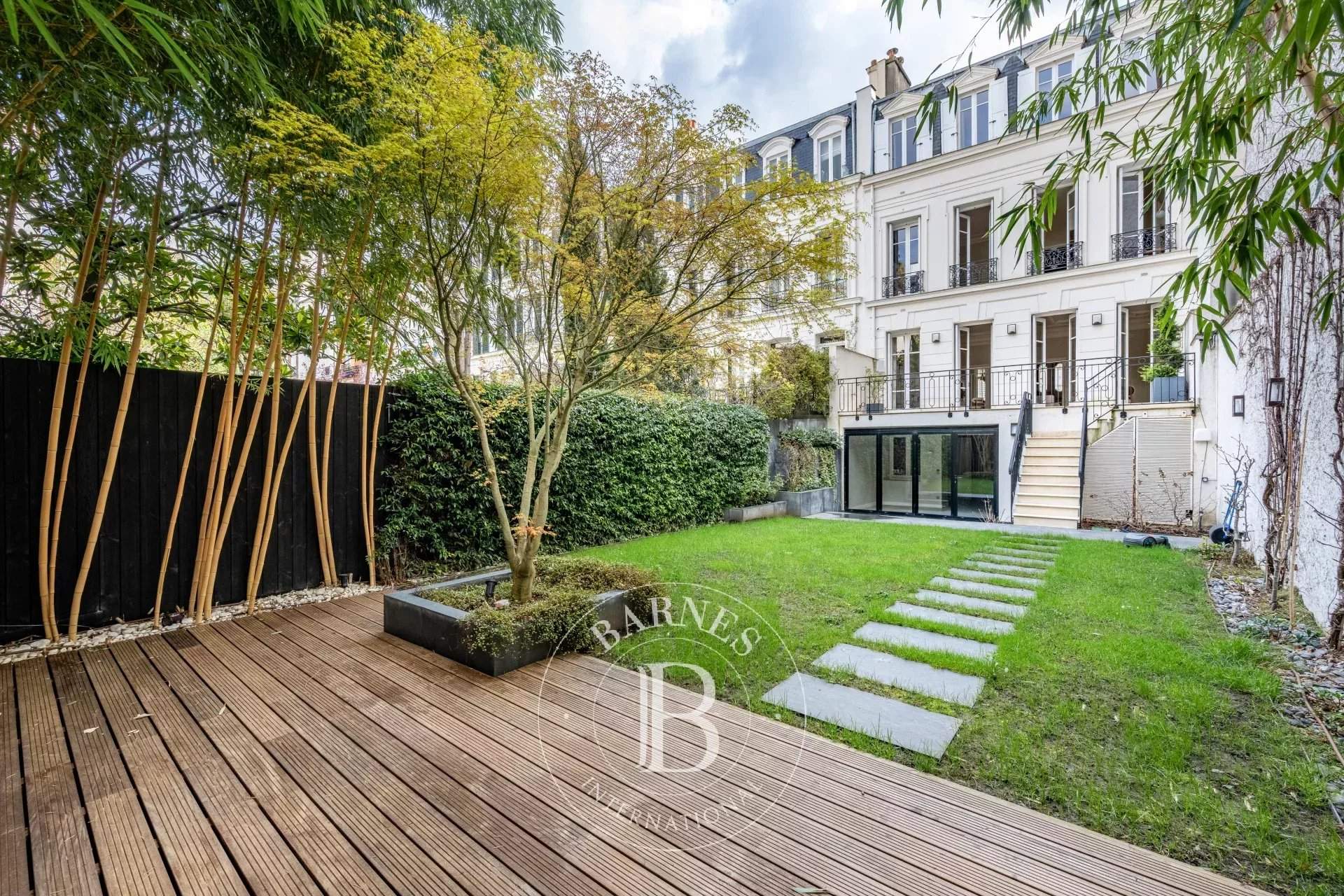 Paris  - Mansion 5 Bedrooms - picture 1