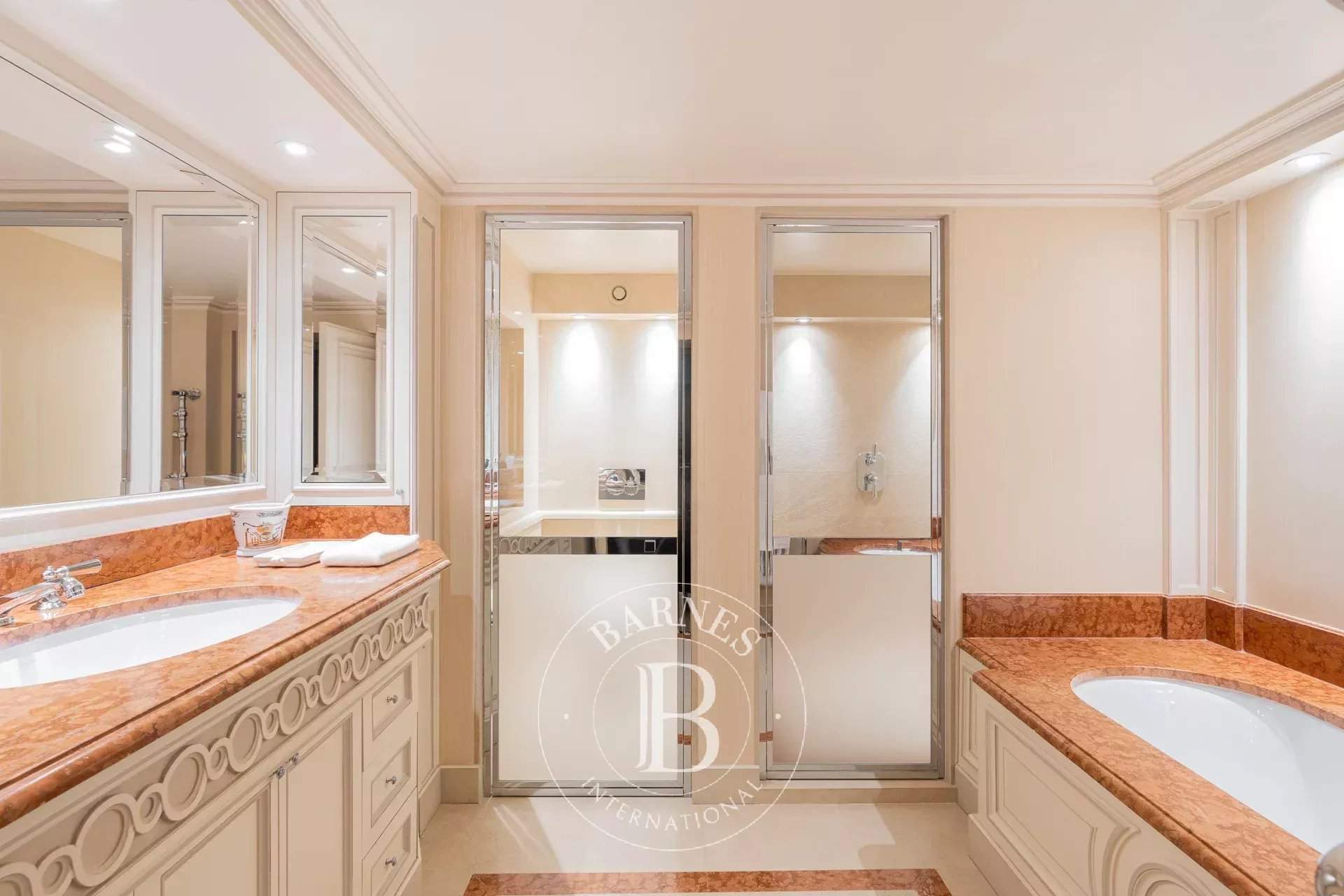 Paris  - Apartment 2 Bedrooms - picture 16