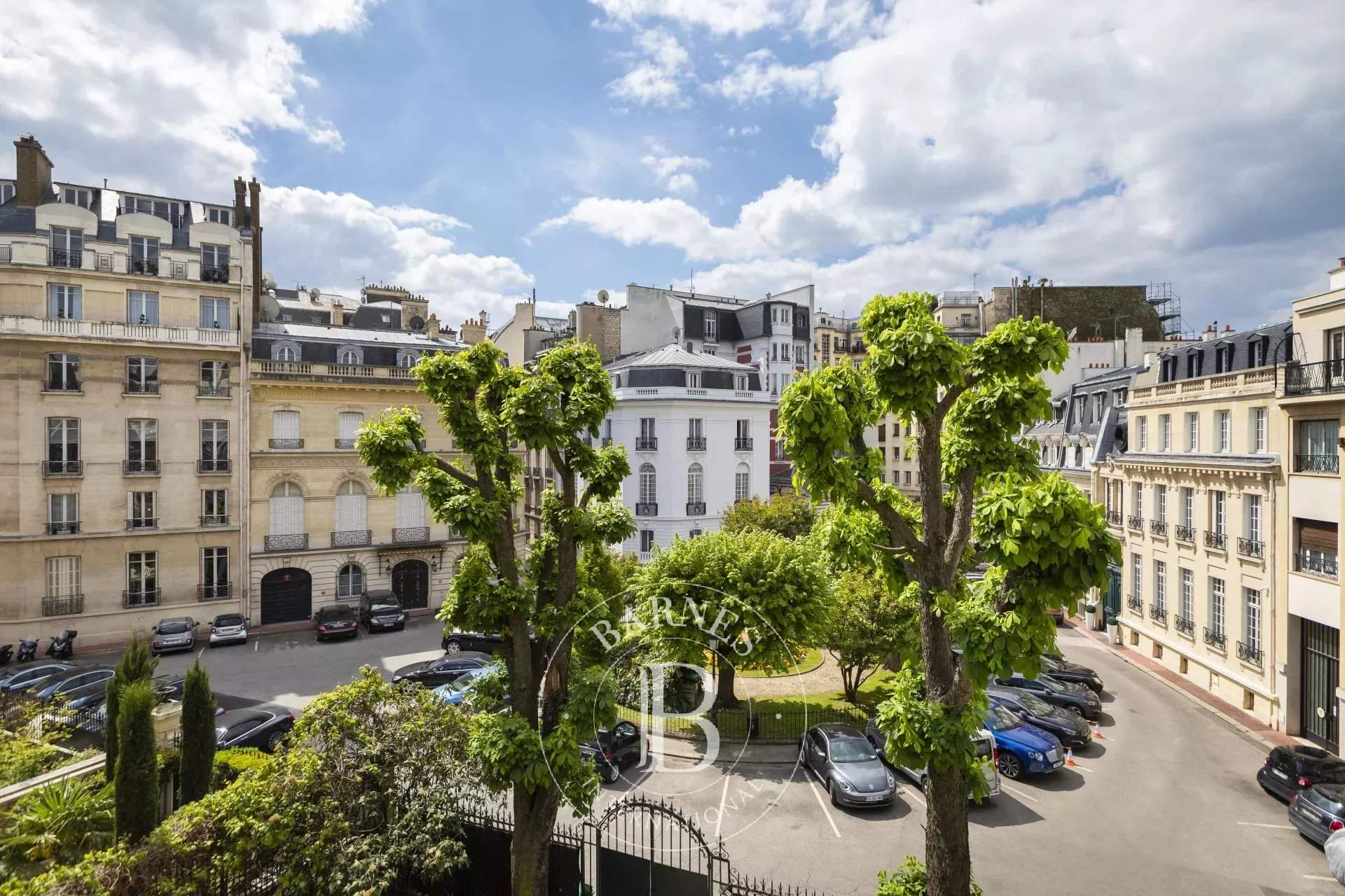 Paris  - Mansion 4 Bedrooms - picture 7